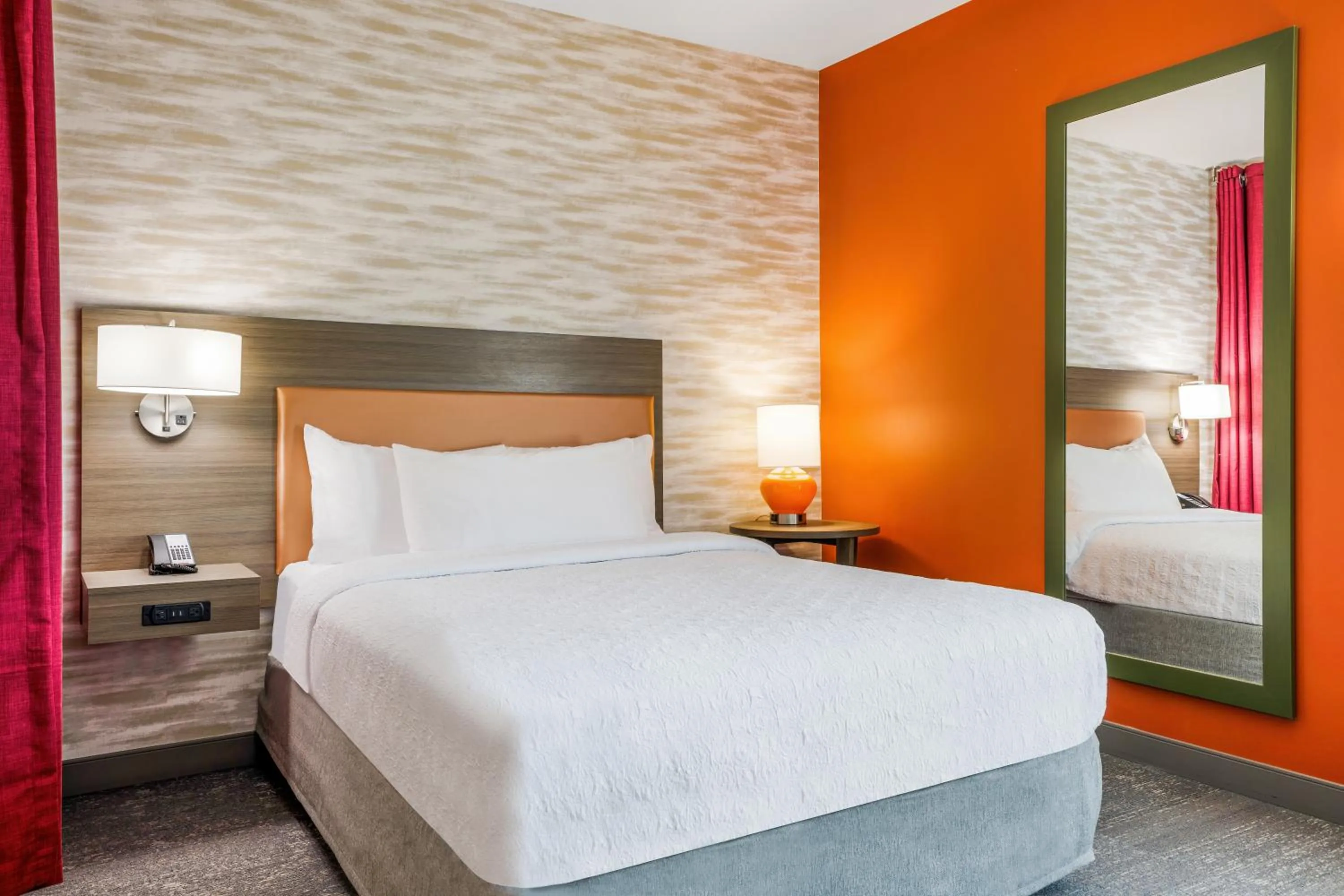 Bed in Home2 Suites By Hilton Aurora Medical Center Denver