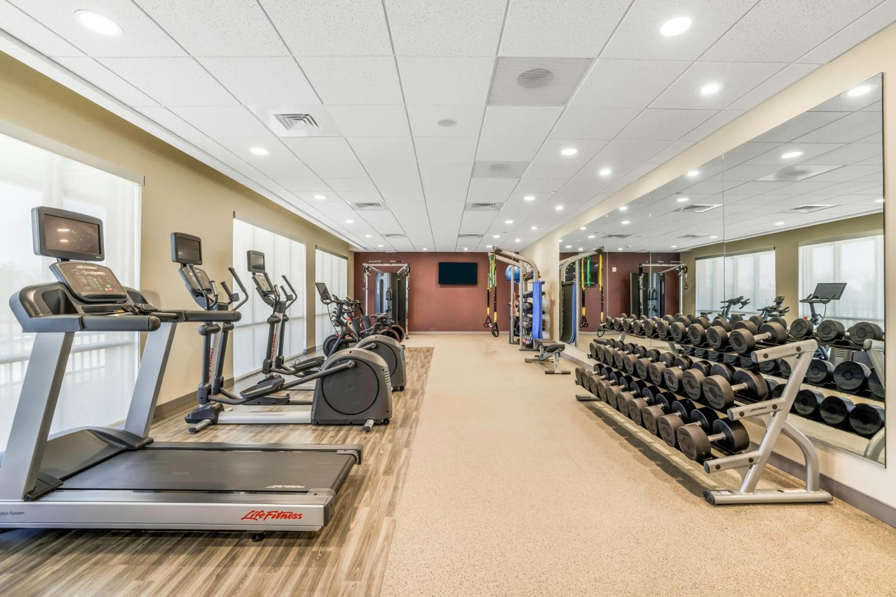 Fitness centre/facilities in Home2 Suites By Hilton Aurora Medical Center Denver