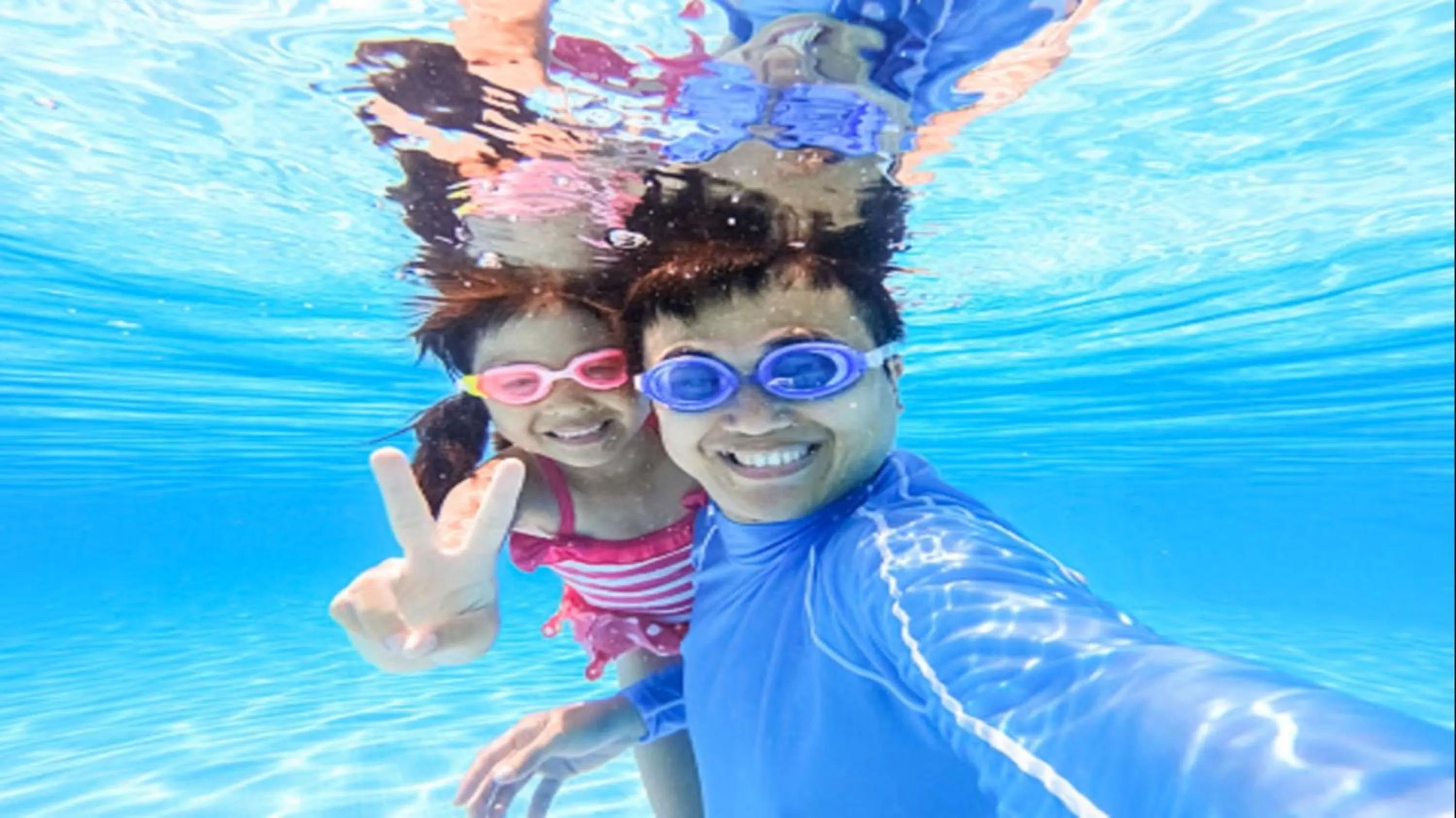 Swimming pool in Holiday Inn Express & Suites Senatobia I-55 by IHG