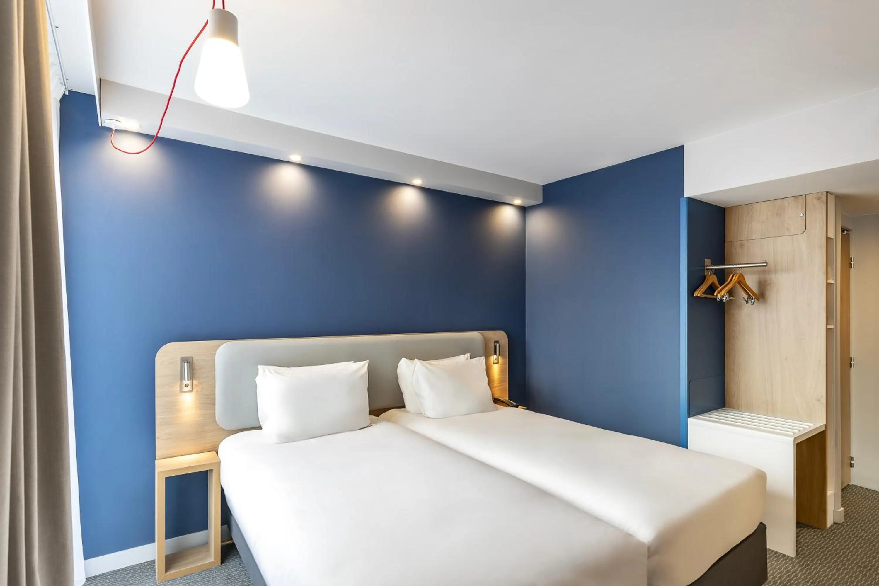 Bedroom, Bed in Holiday Inn Express Paris - Poissy by IHG