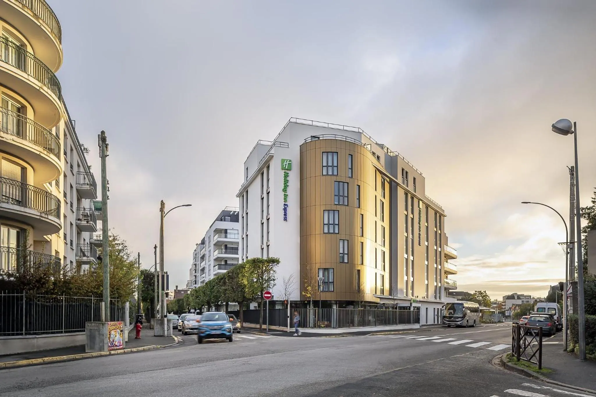 Property building in Holiday Inn Express Paris - Poissy by IHG