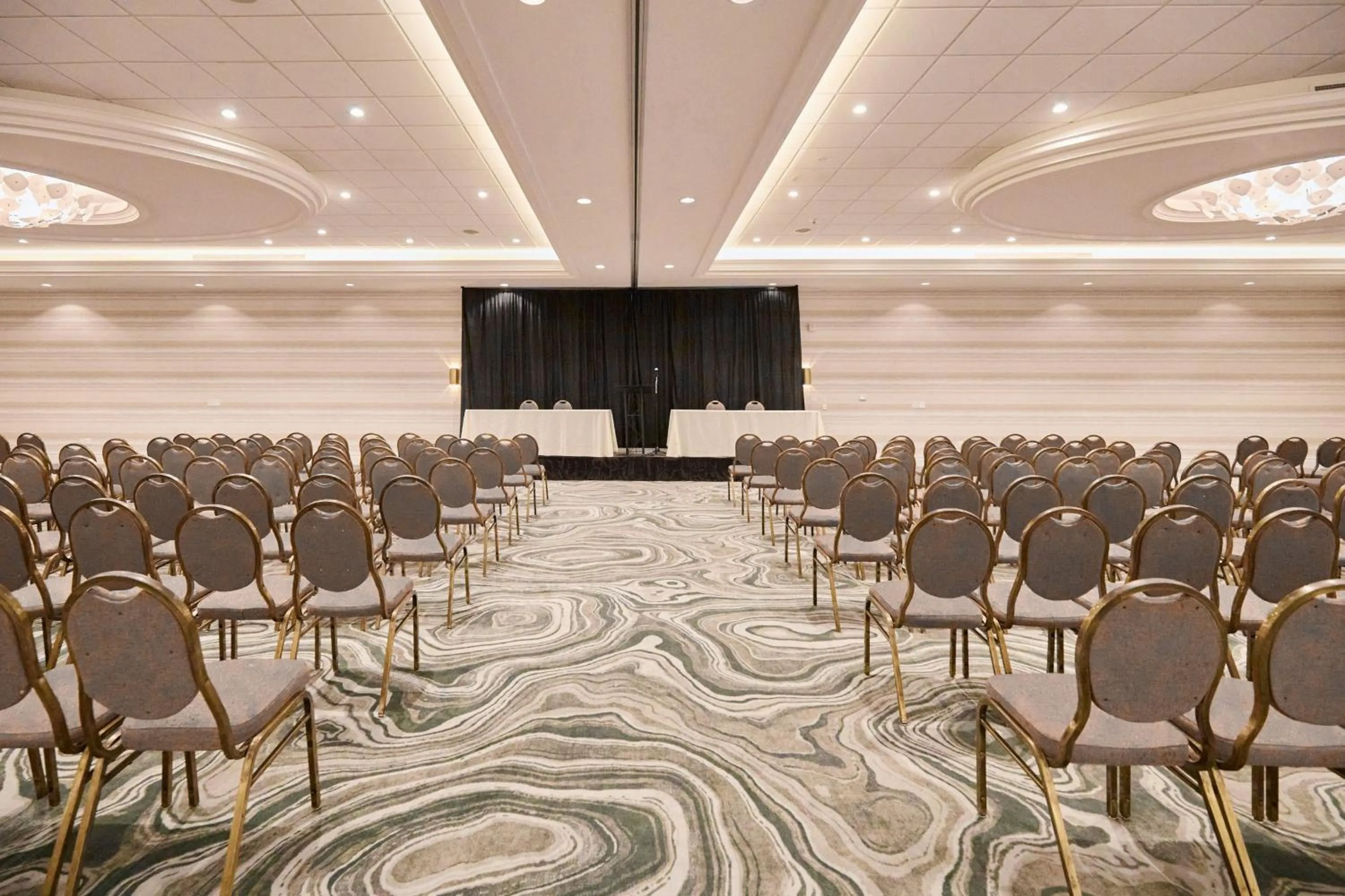 Meeting/conference room in Staybridge Suites St. Catharines Conf Ctr by IHG
