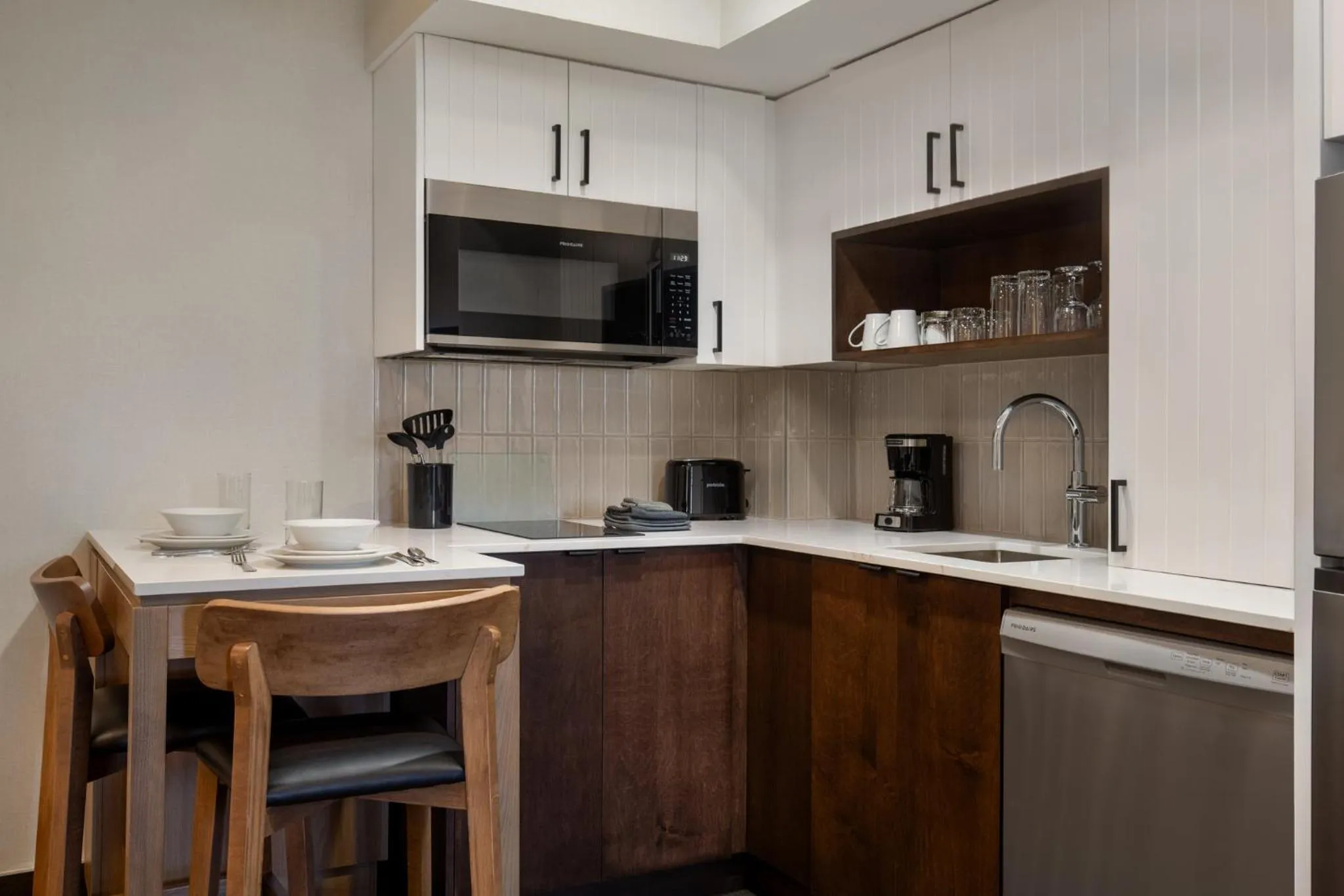 Photo of the whole room in Staybridge Suites St. Catharines Conf Ctr by IHG