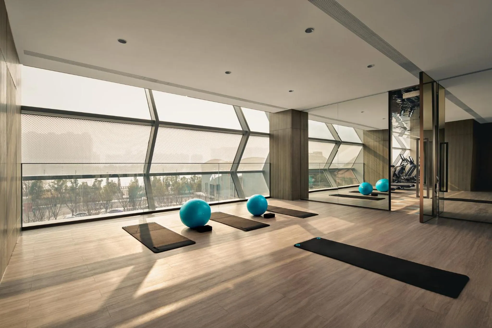 Fitness centre/facilities in Hotel Indigo Ningbo Riverside by IHG