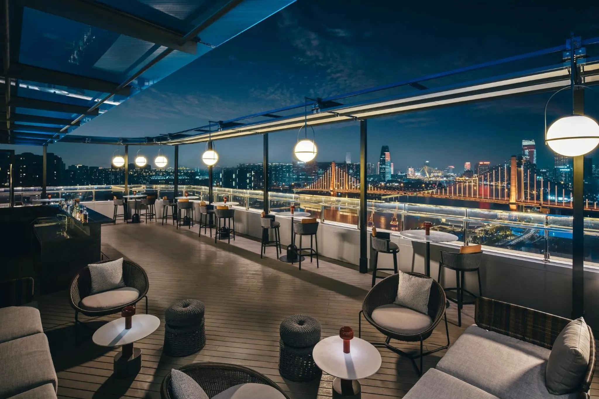 Restaurant/places to eat in Hotel Indigo Ningbo Riverside by IHG