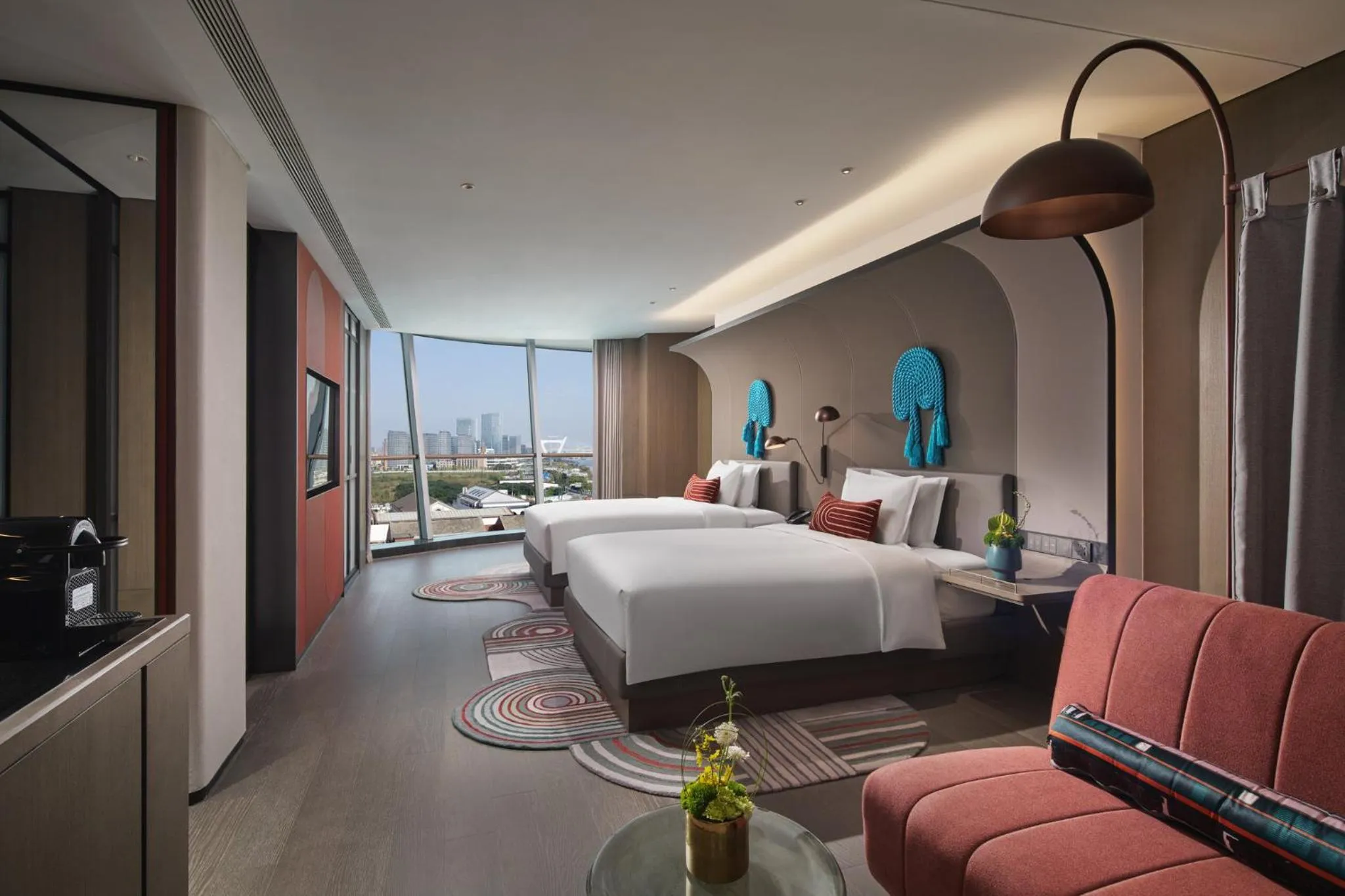 Photo of the whole room, Bed in Hotel Indigo Ningbo Riverside by IHG