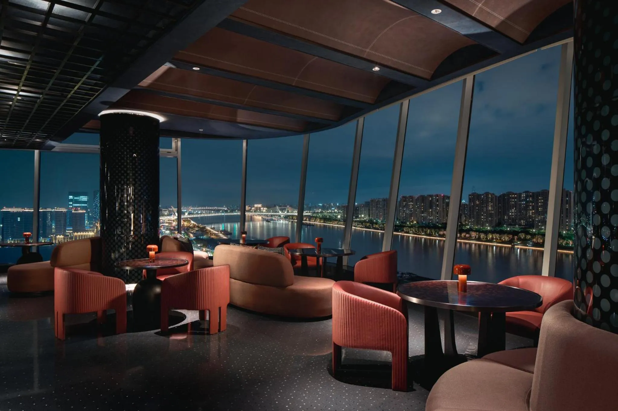 Restaurant/places to eat in Hotel Indigo Ningbo Riverside by IHG