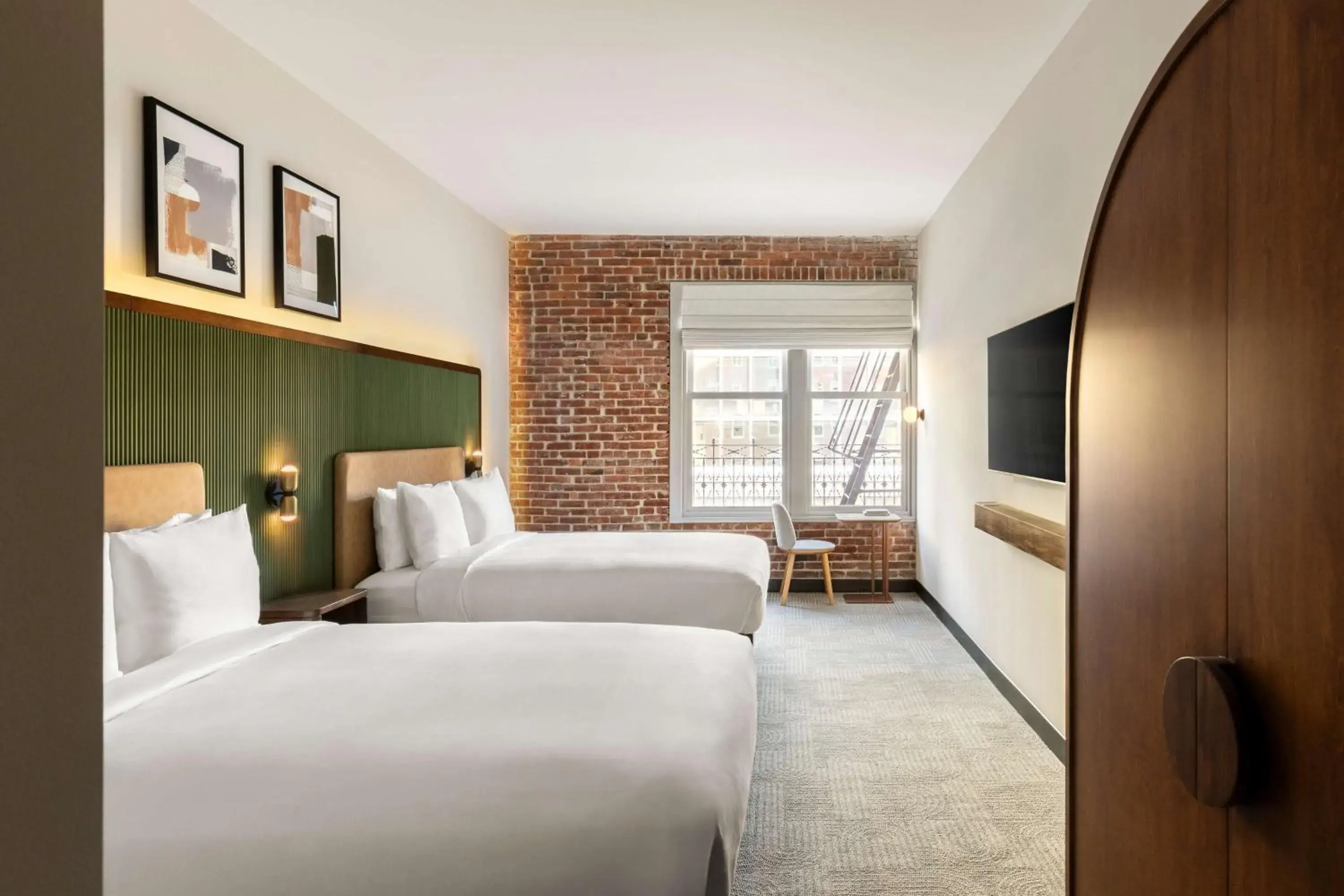 Double Room - Disability Access in Arlo Washington DC Double Room - Disability Access in Arlo Washington DC