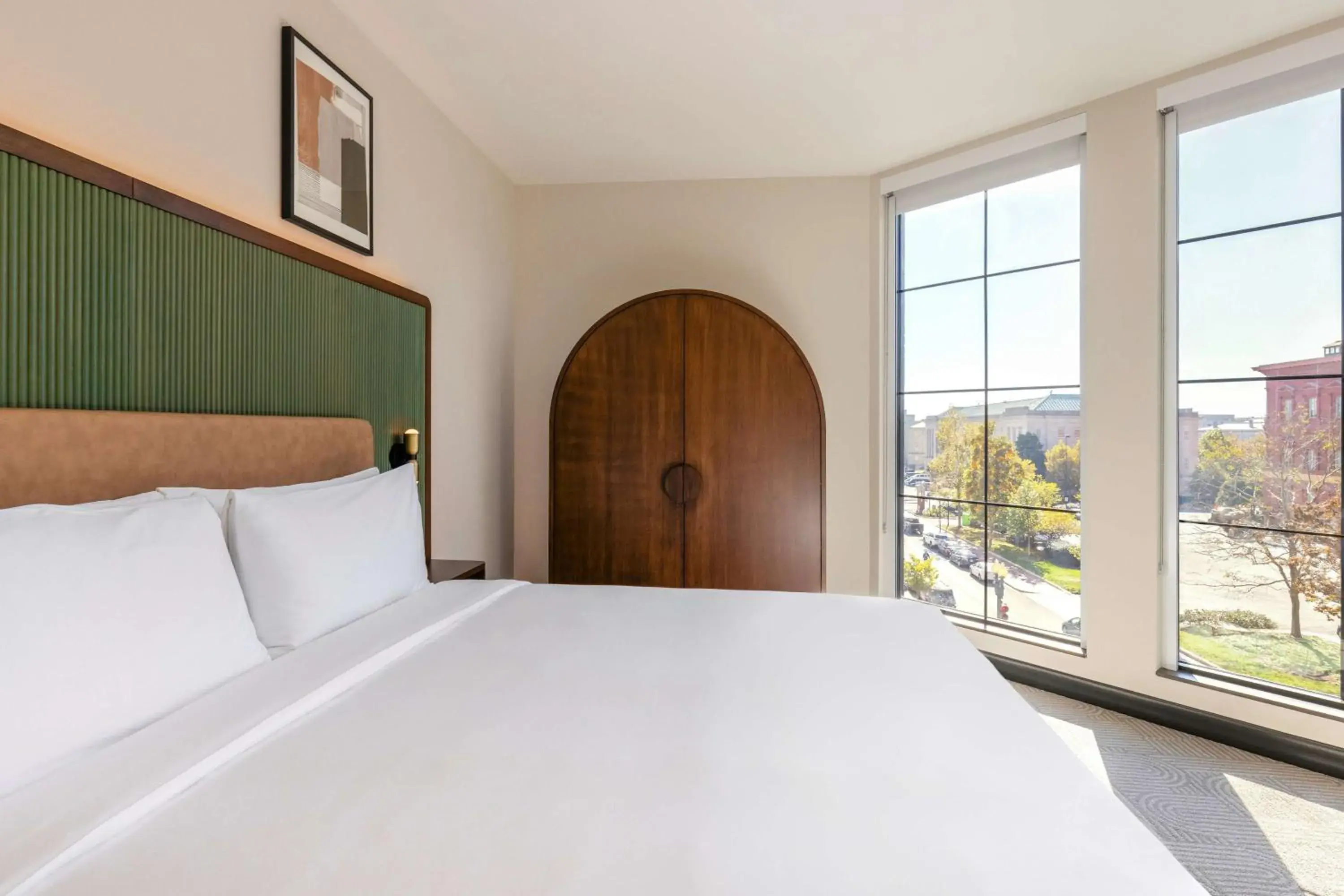 King Studio in Arlo Washington DC King Studio in Arlo Washington DC