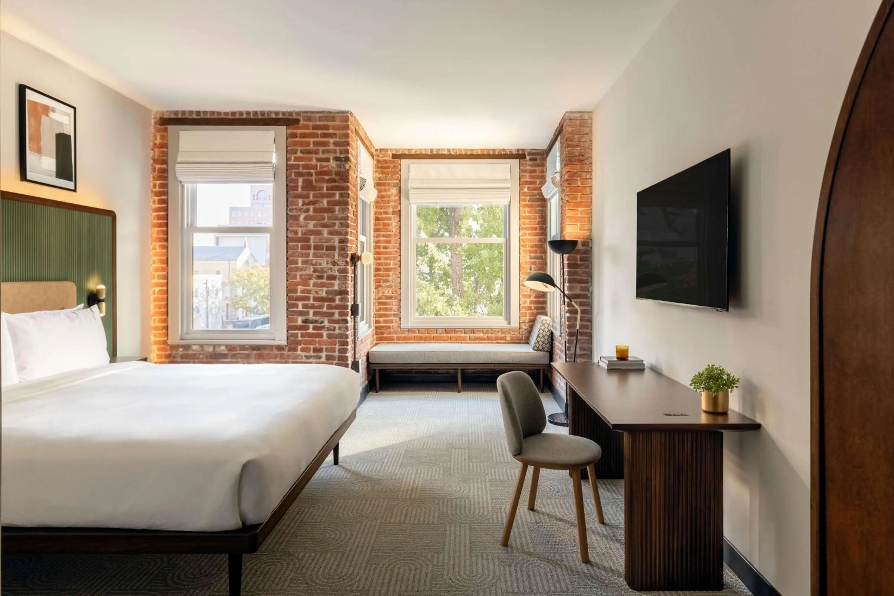 Bedroom, Bed in Arlo Washington DC