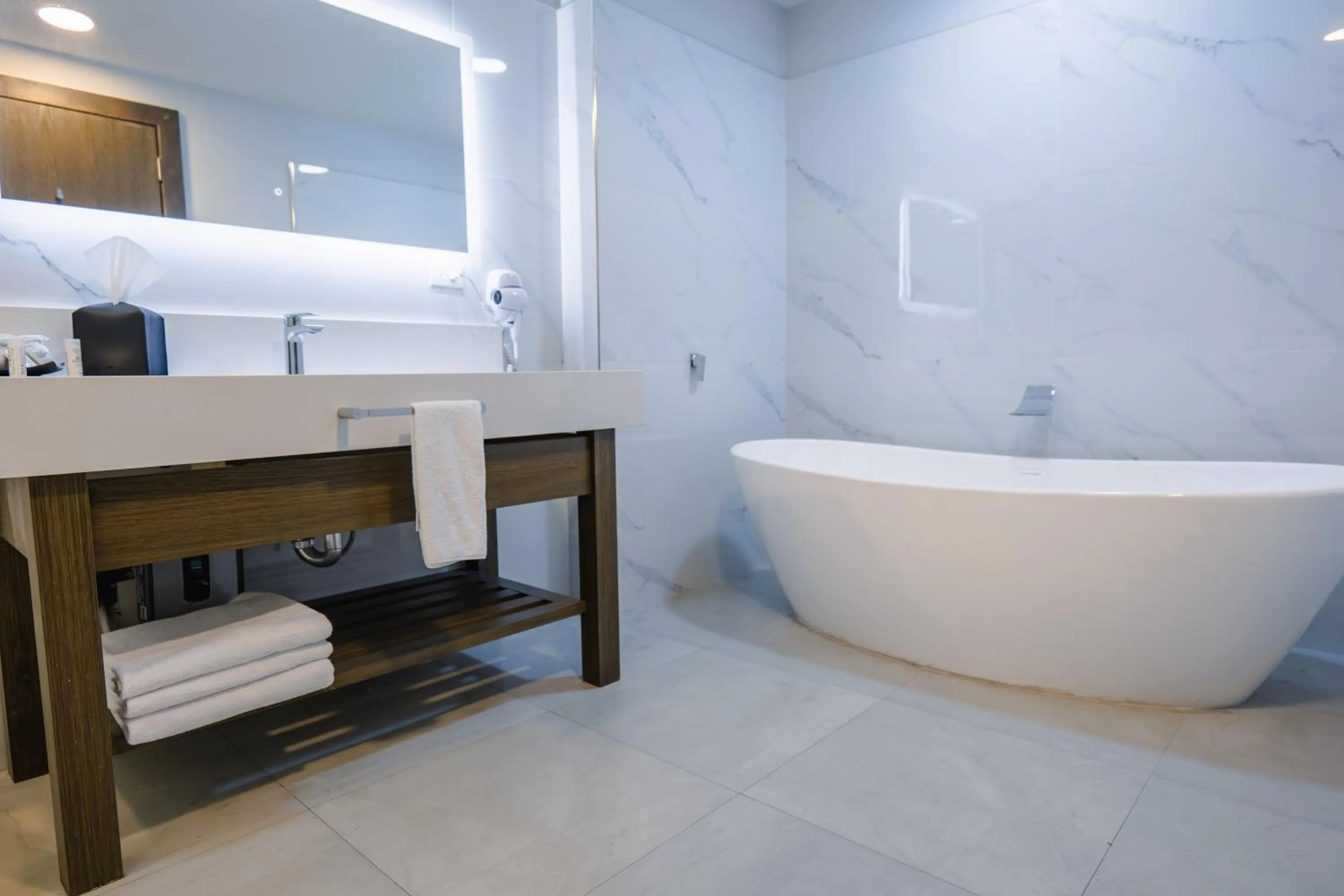 Bathroom in Esplendor by Wyndham Los Mochis Country Place