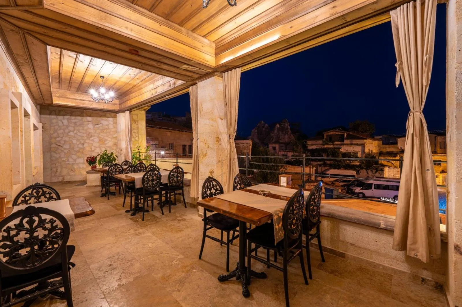Patio in Library Cave House