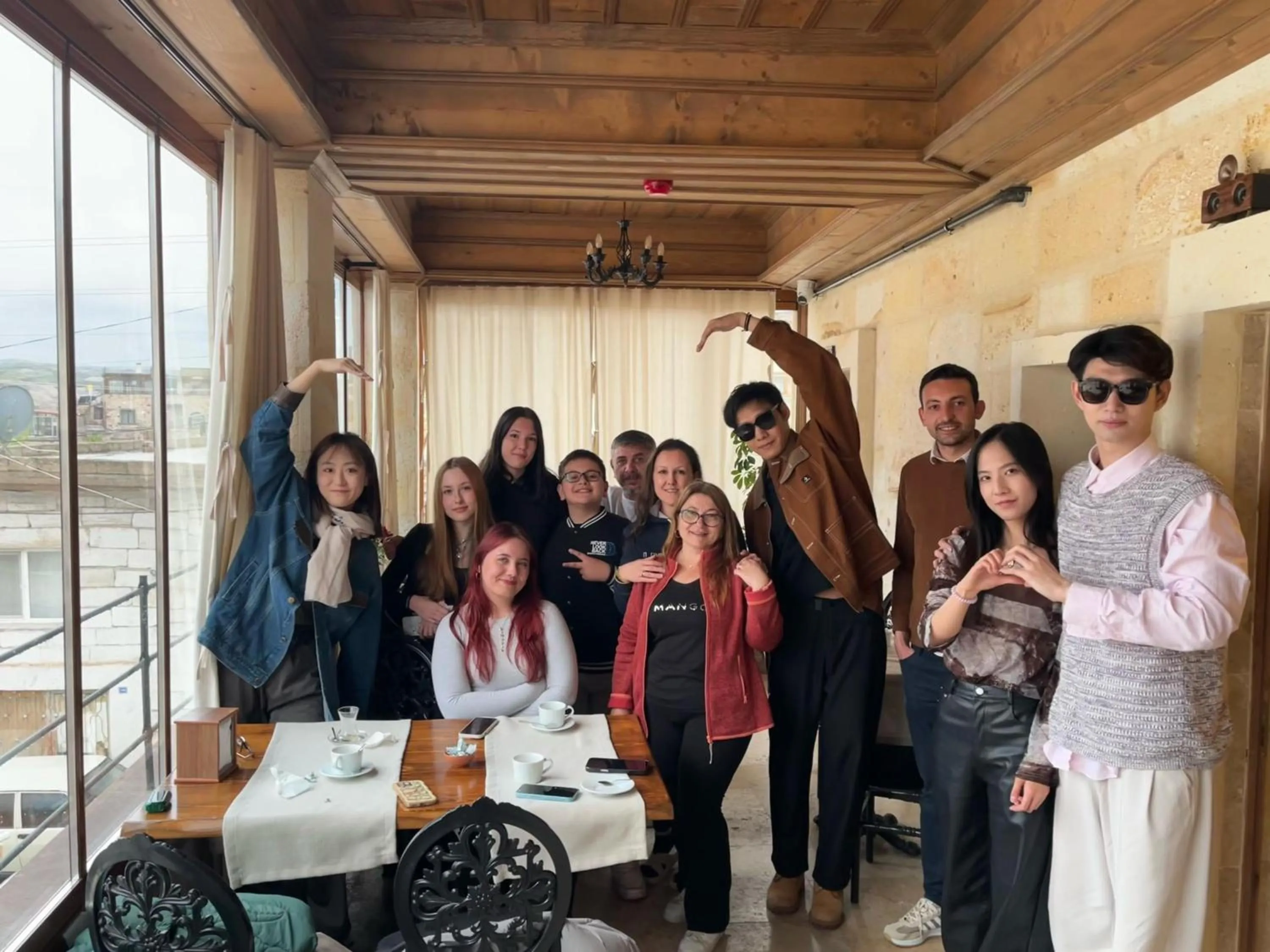 Restaurant/places to eat in Library Cave House