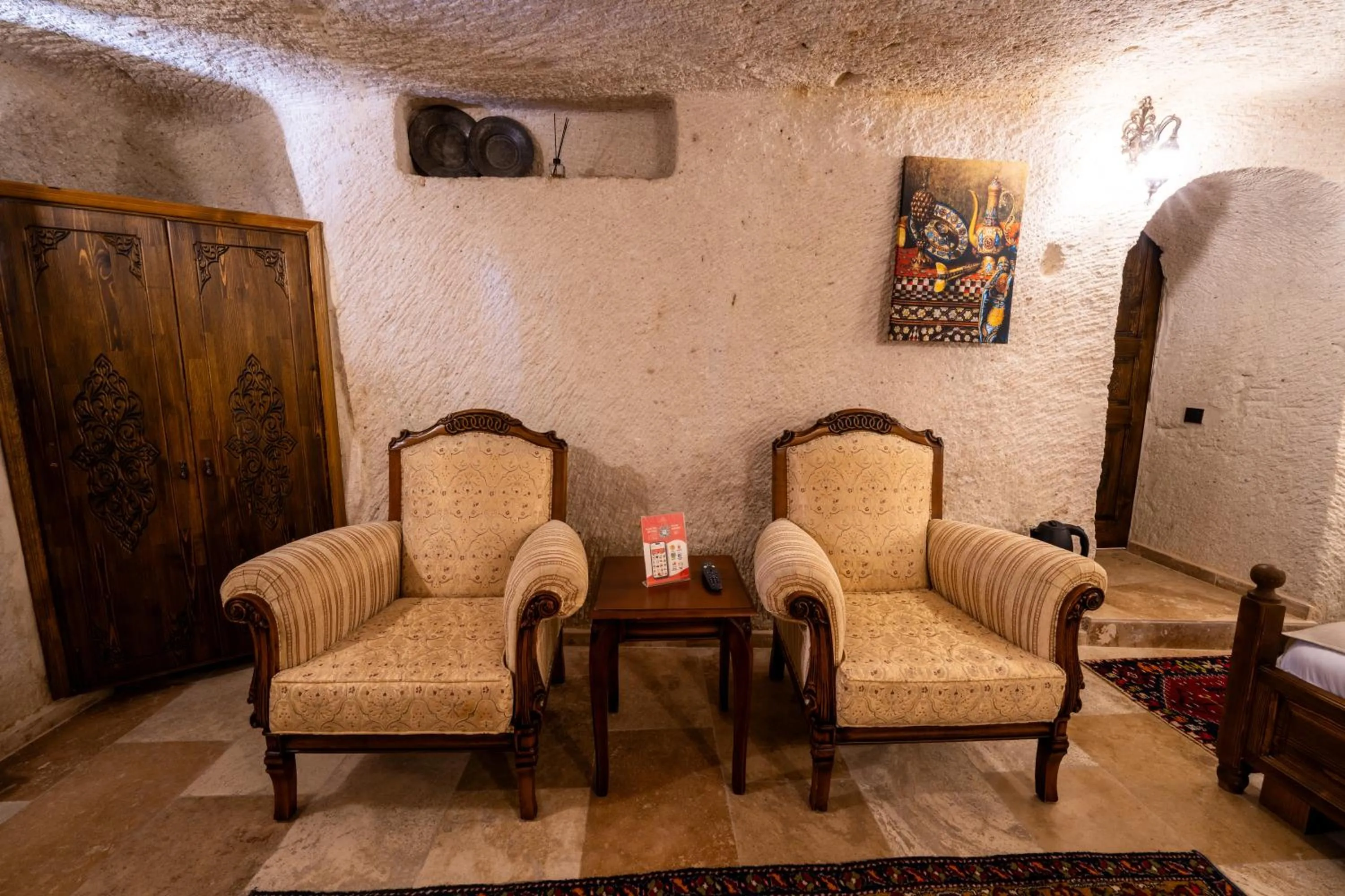 Living room in Library Cave House