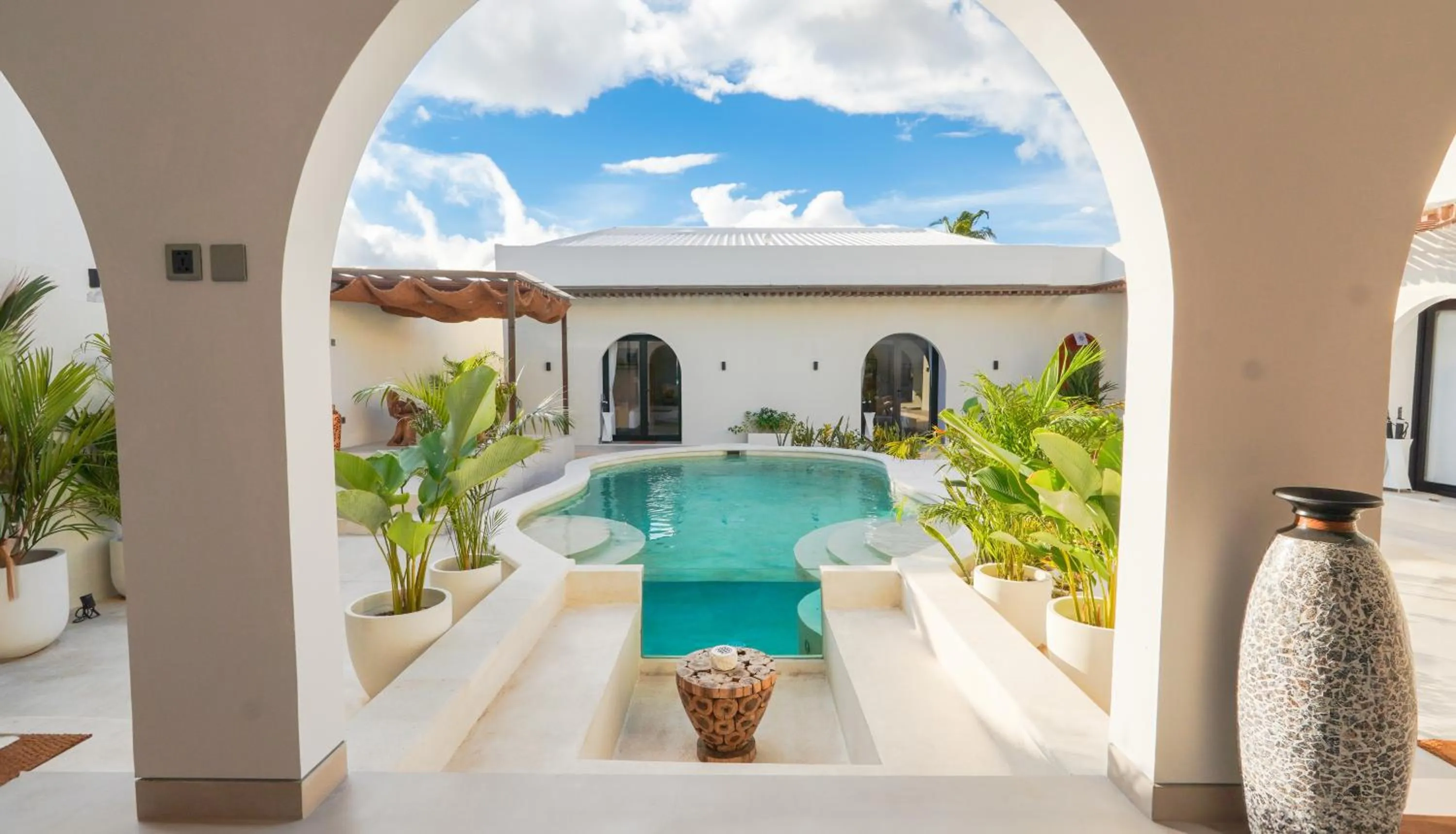 Swimming pool in Sama Villa Amed