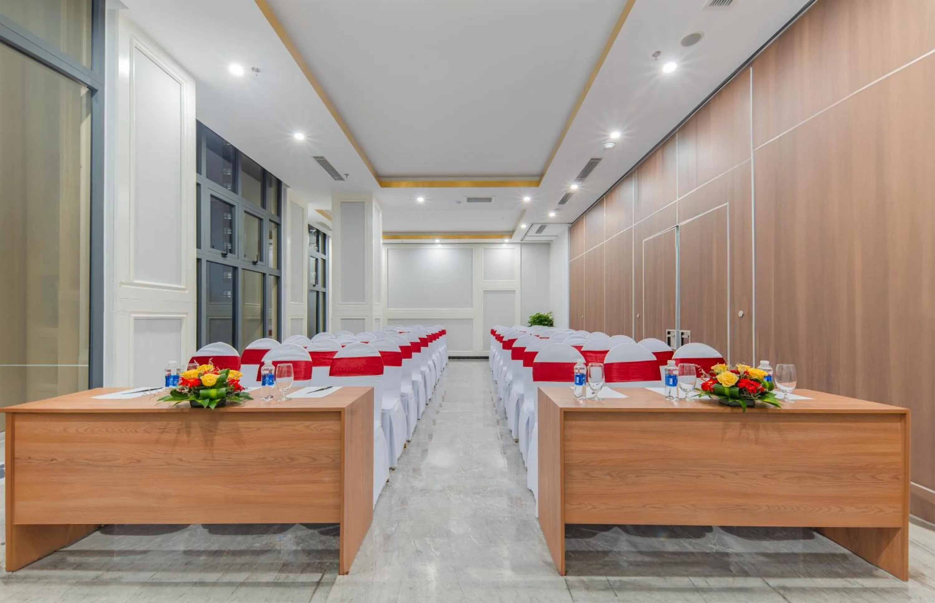 Meeting/conference room in Avari Hotel