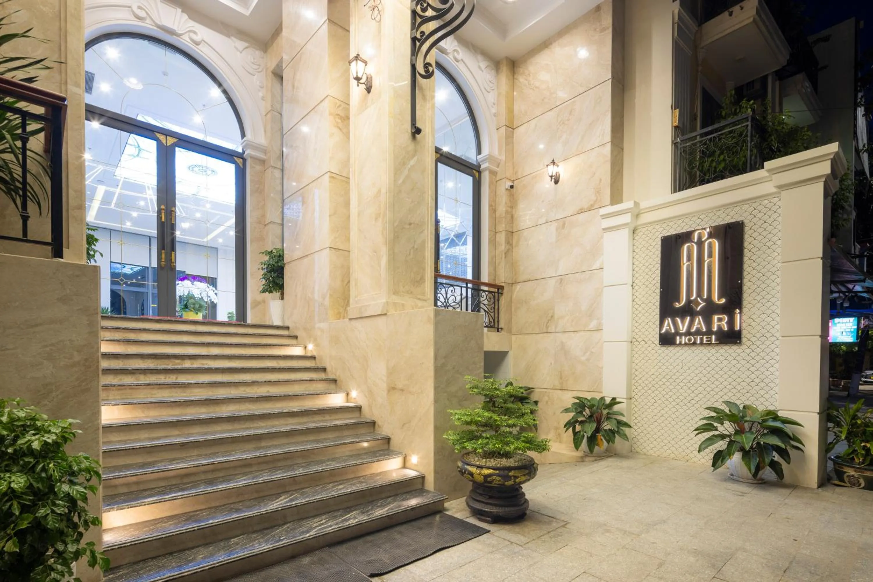 Facade/entrance in Avari Hotel