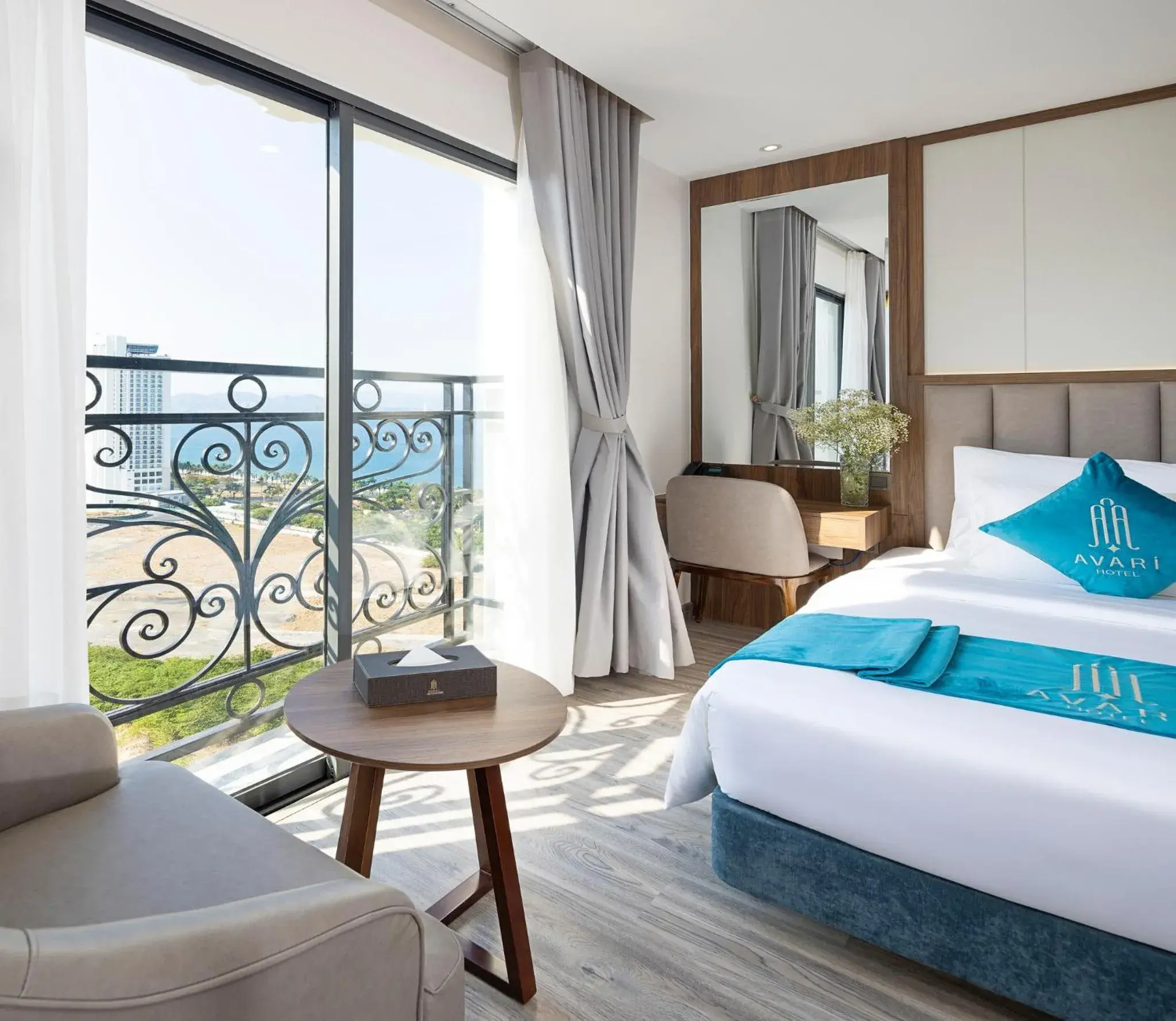 Deluxe Twin Room with Sea View in Avari Hotel Deluxe Twin Room with Sea View in Avari Hotel