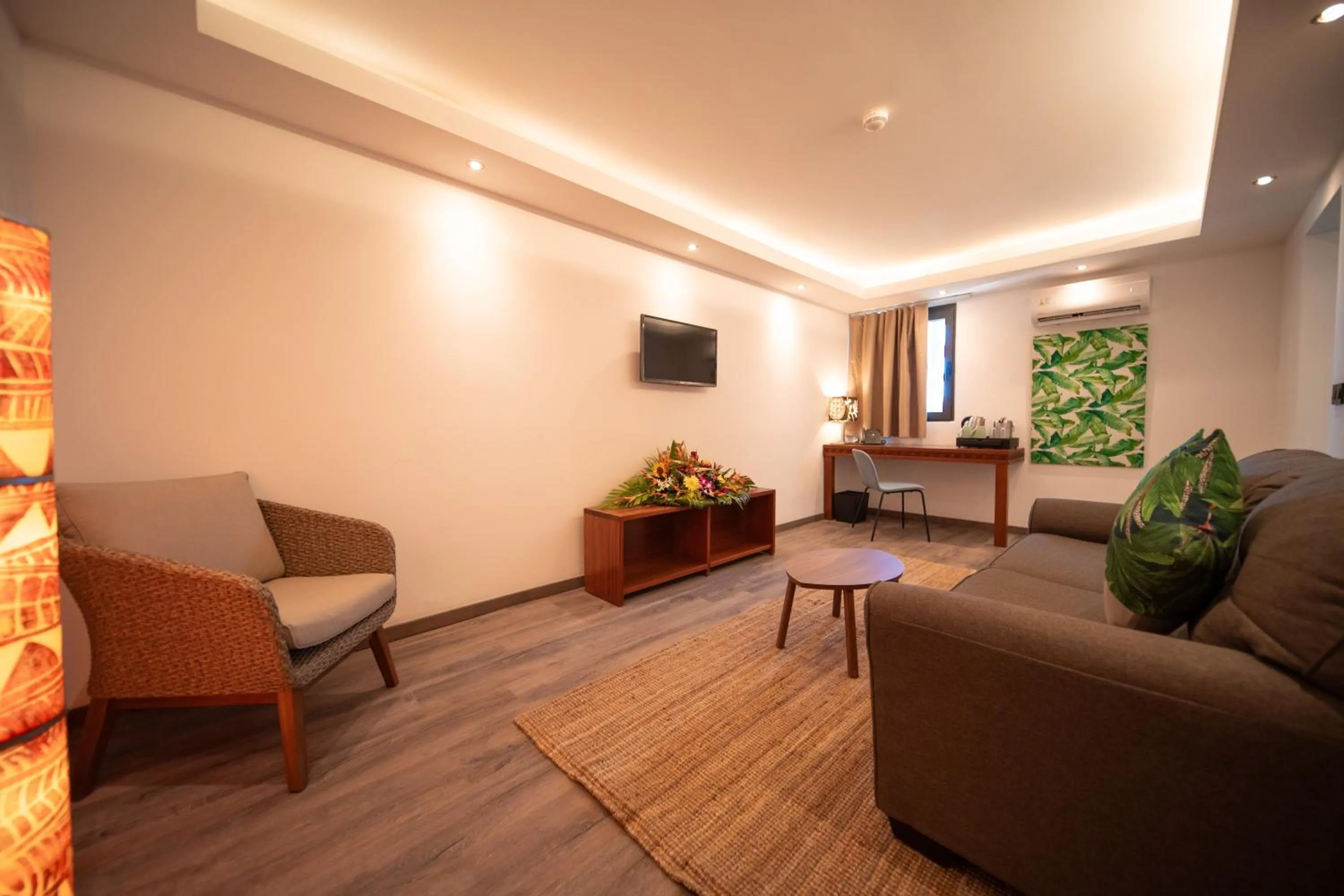 TV and multimedia in Maitai Express Tahiti