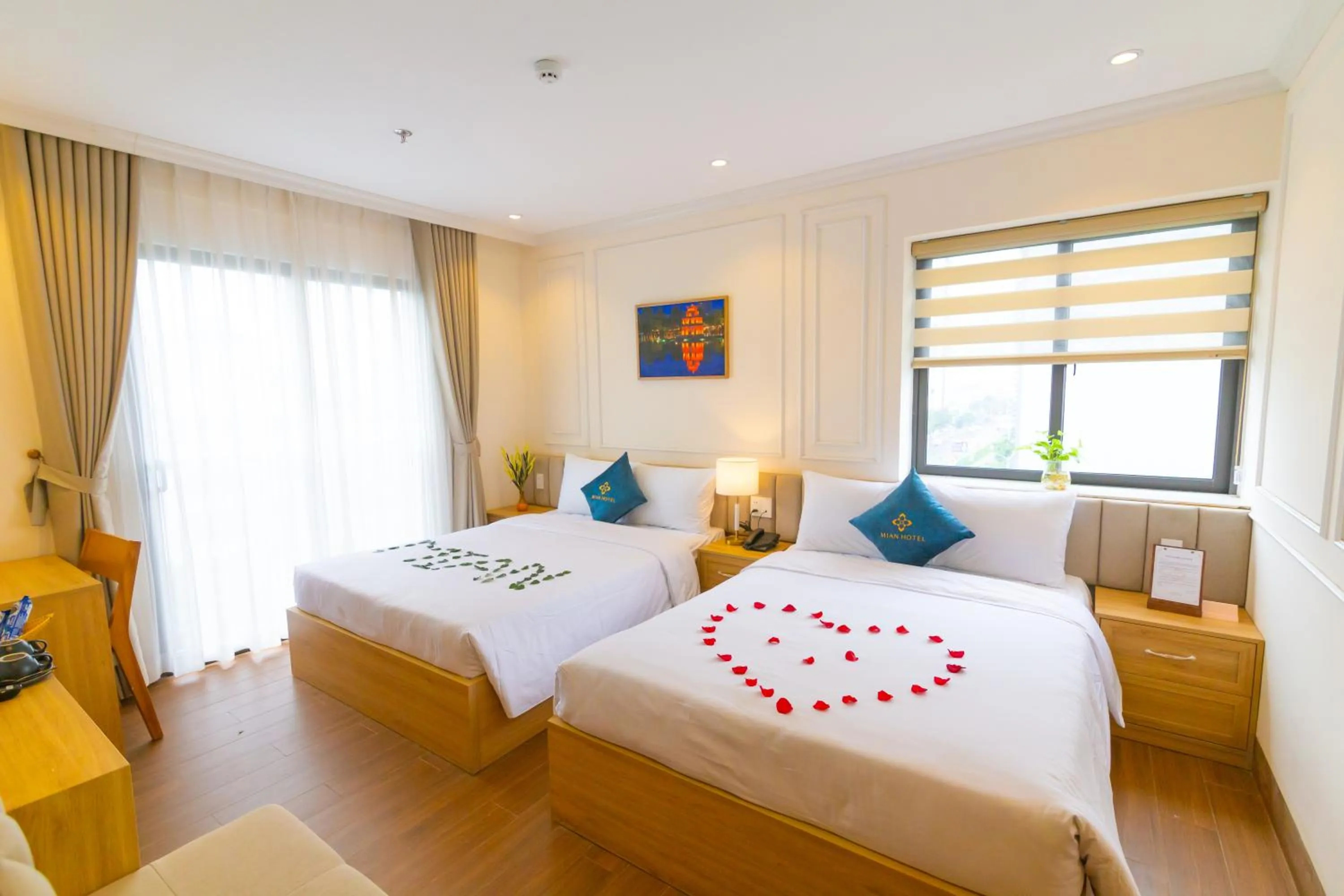 Bed in MiAn Hotel Danang - Infinity Pool