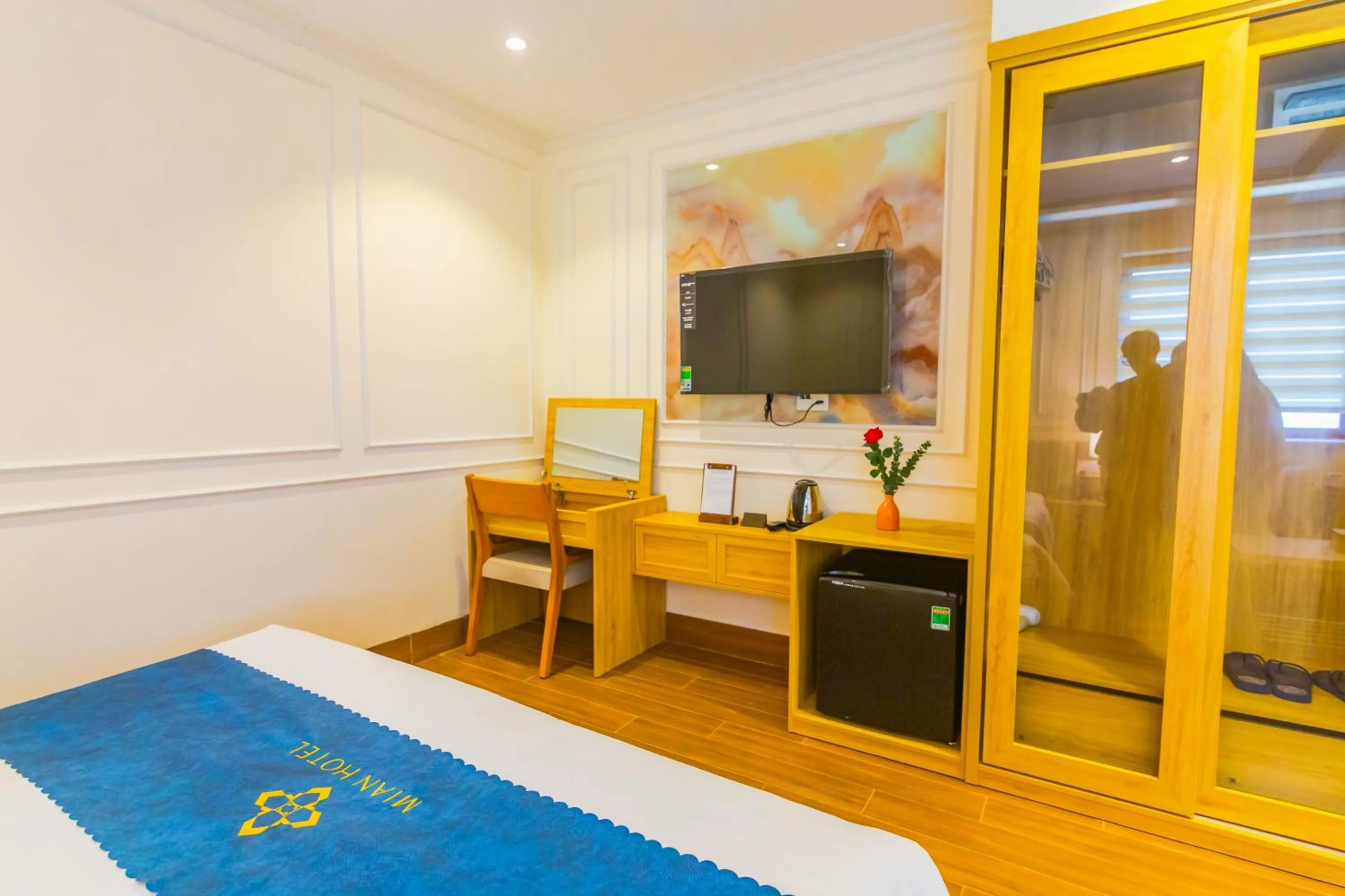 TV and multimedia, Bed in MiAn Hotel Danang - Infinity Pool