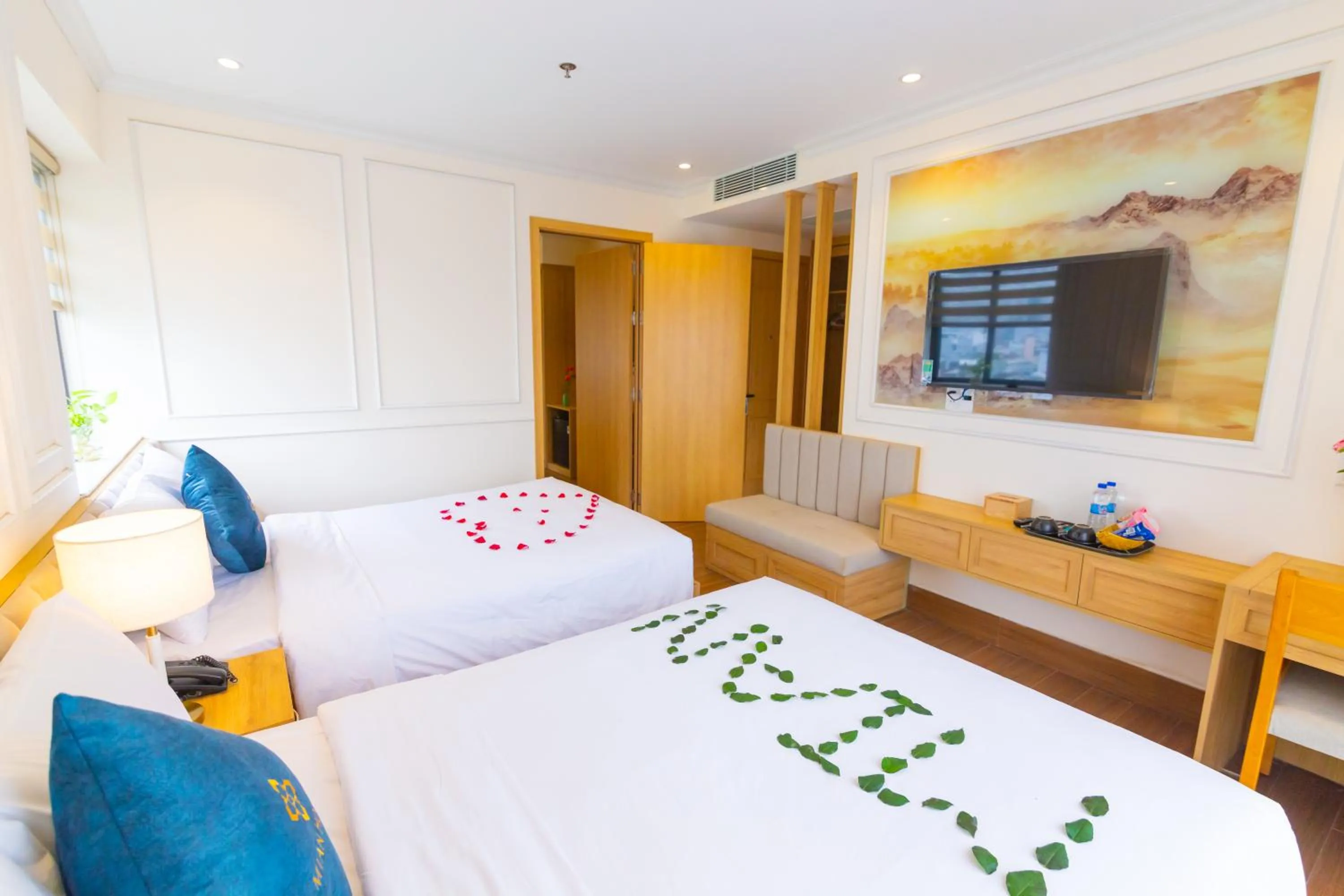 TV and multimedia, Bed in MiAn Hotel Danang - Infinity Pool
