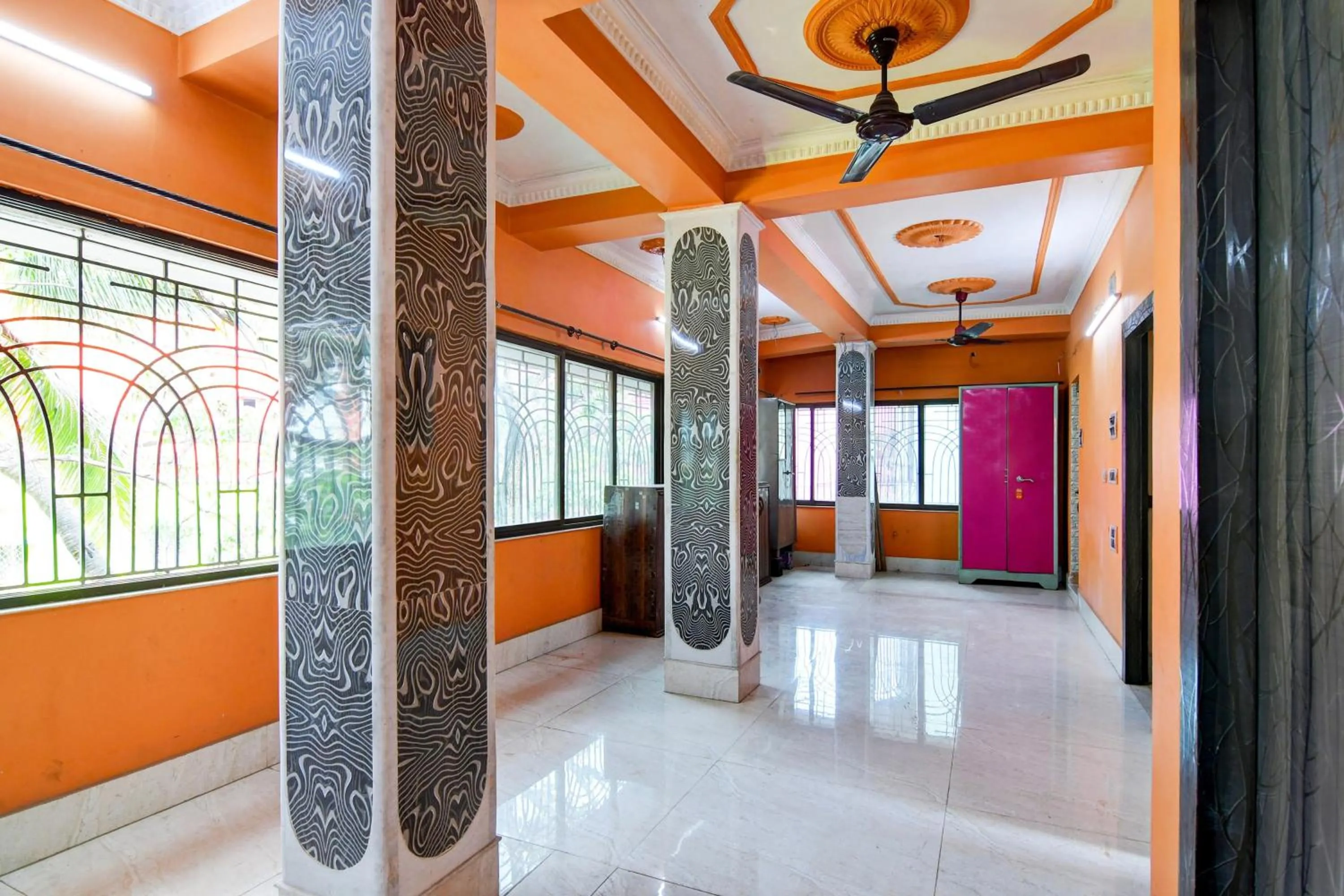 Lobby or reception in Hotel O Royal Green Guest House