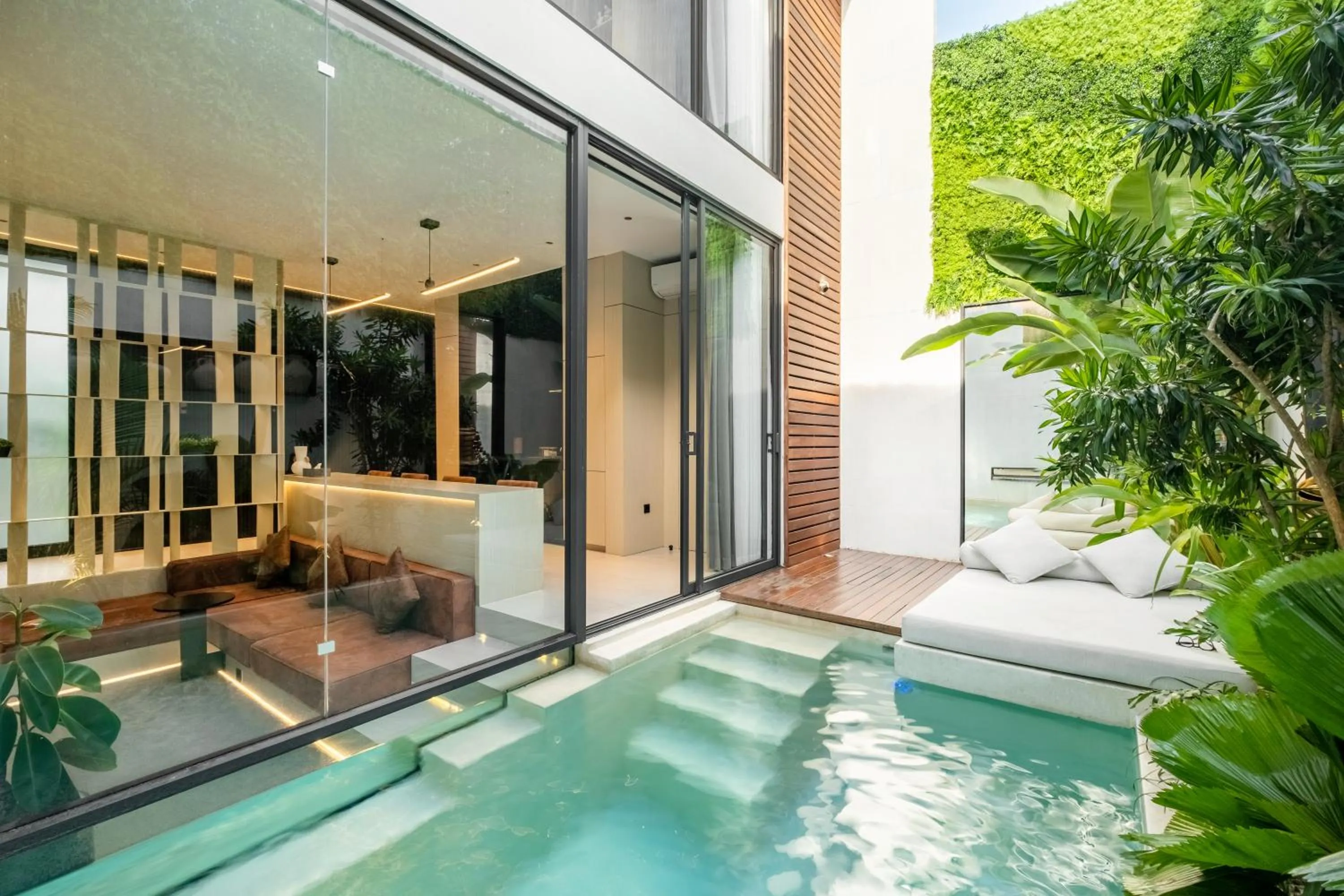 Swimming pool in Alex Villas Complex N4