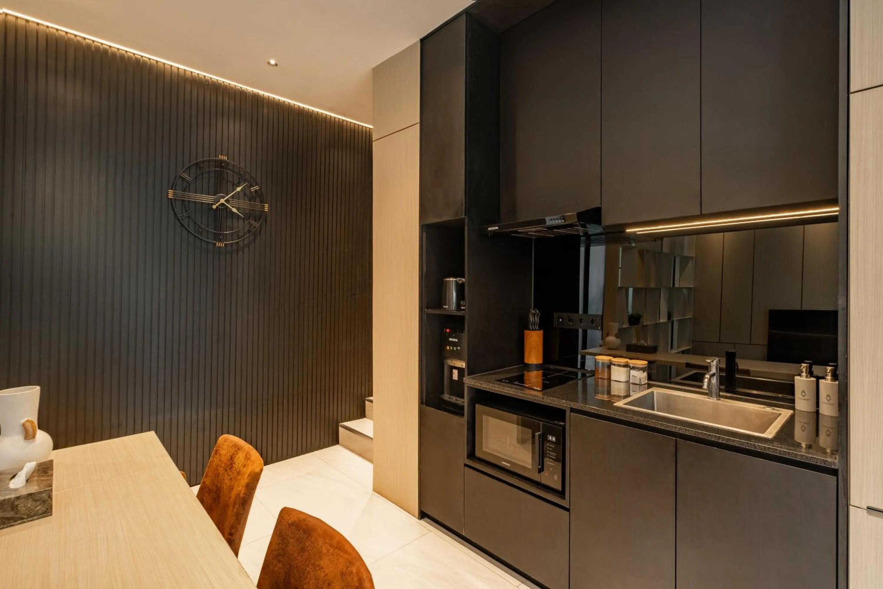 Kitchen or kitchenette in Alex Villas Complex N4