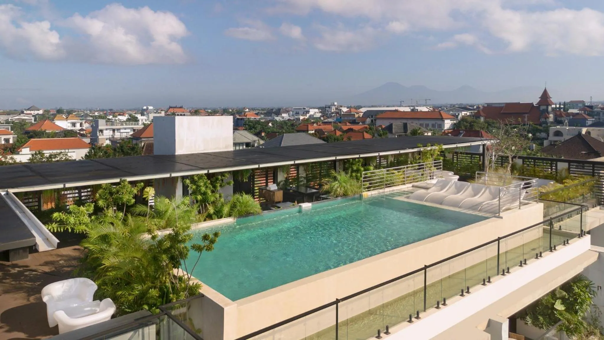 Swimming pool in Alex Villas Complex N4