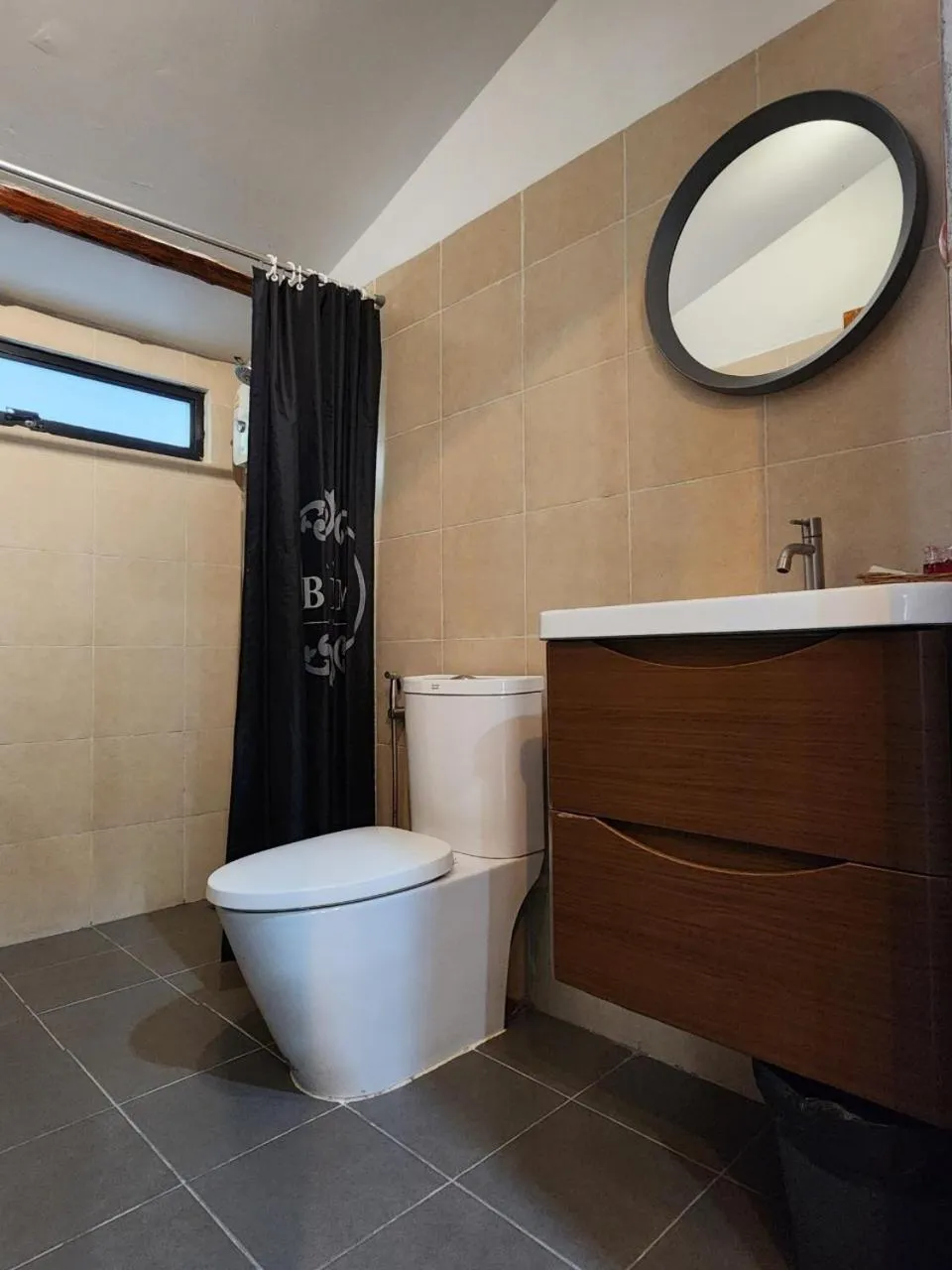 Shower in Ubox samui hostel & Bungalow - Chaweng beach