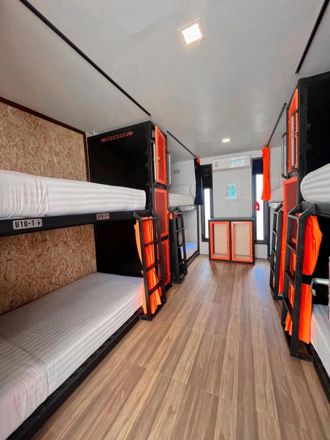 Bed in Ubox samui hostel & Bungalow - Chaweng beach