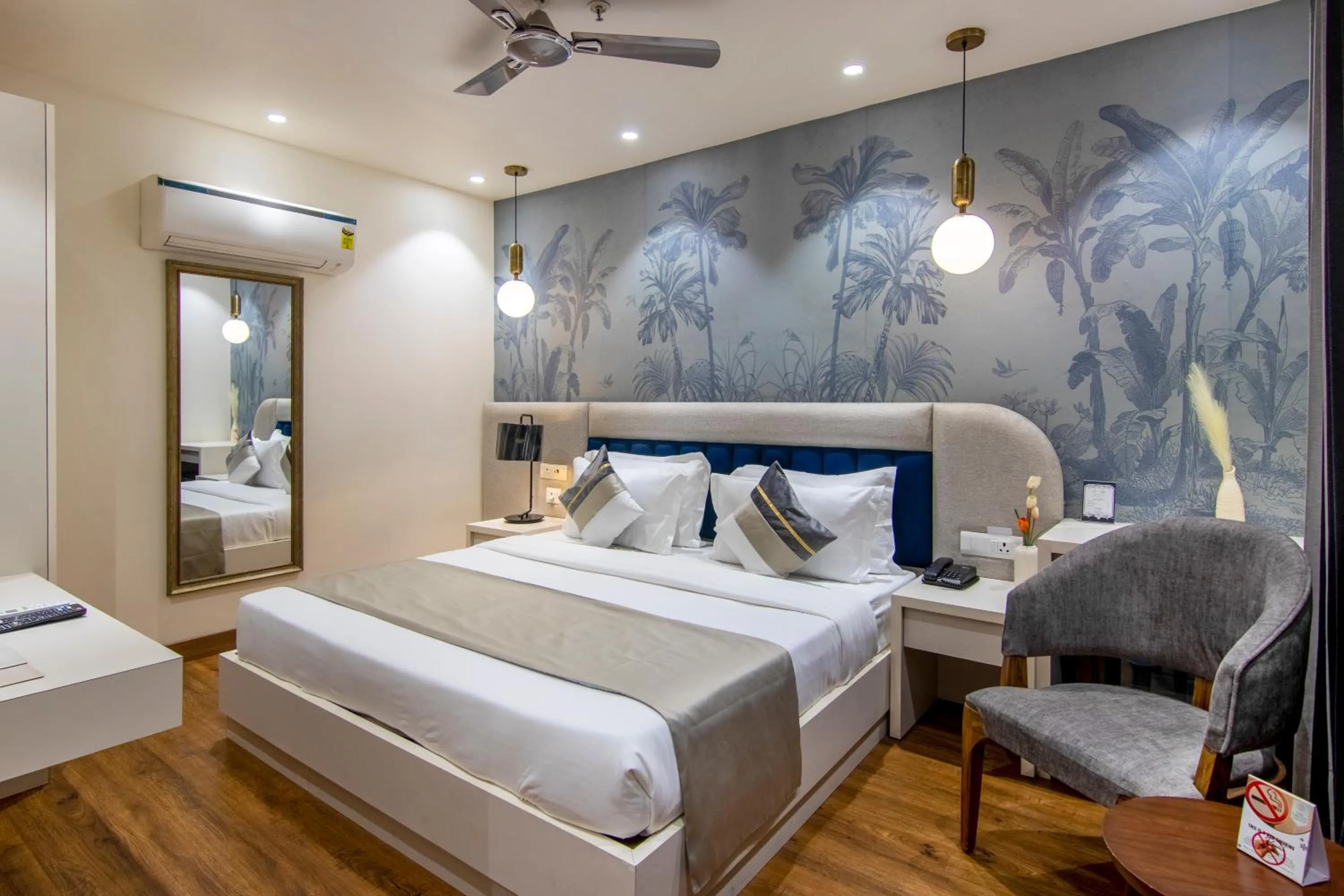 Bedroom, Bed in The Orion Elite - Green Park