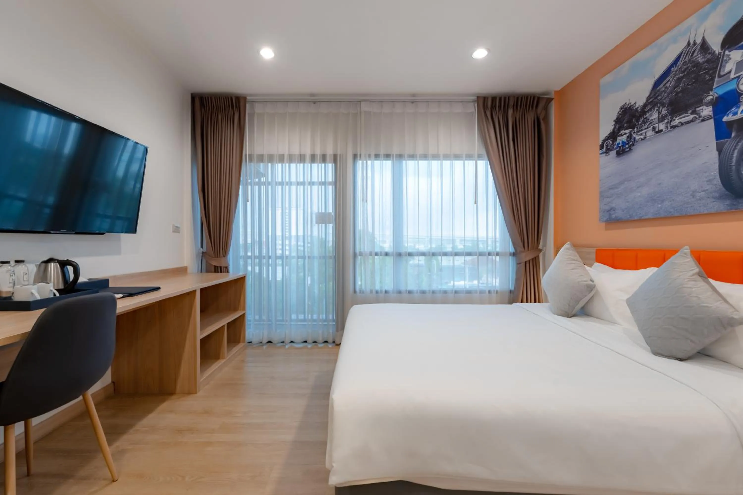 TV and multimedia, Bed in Moji Don Mueang Airport Hotel - Bangkok