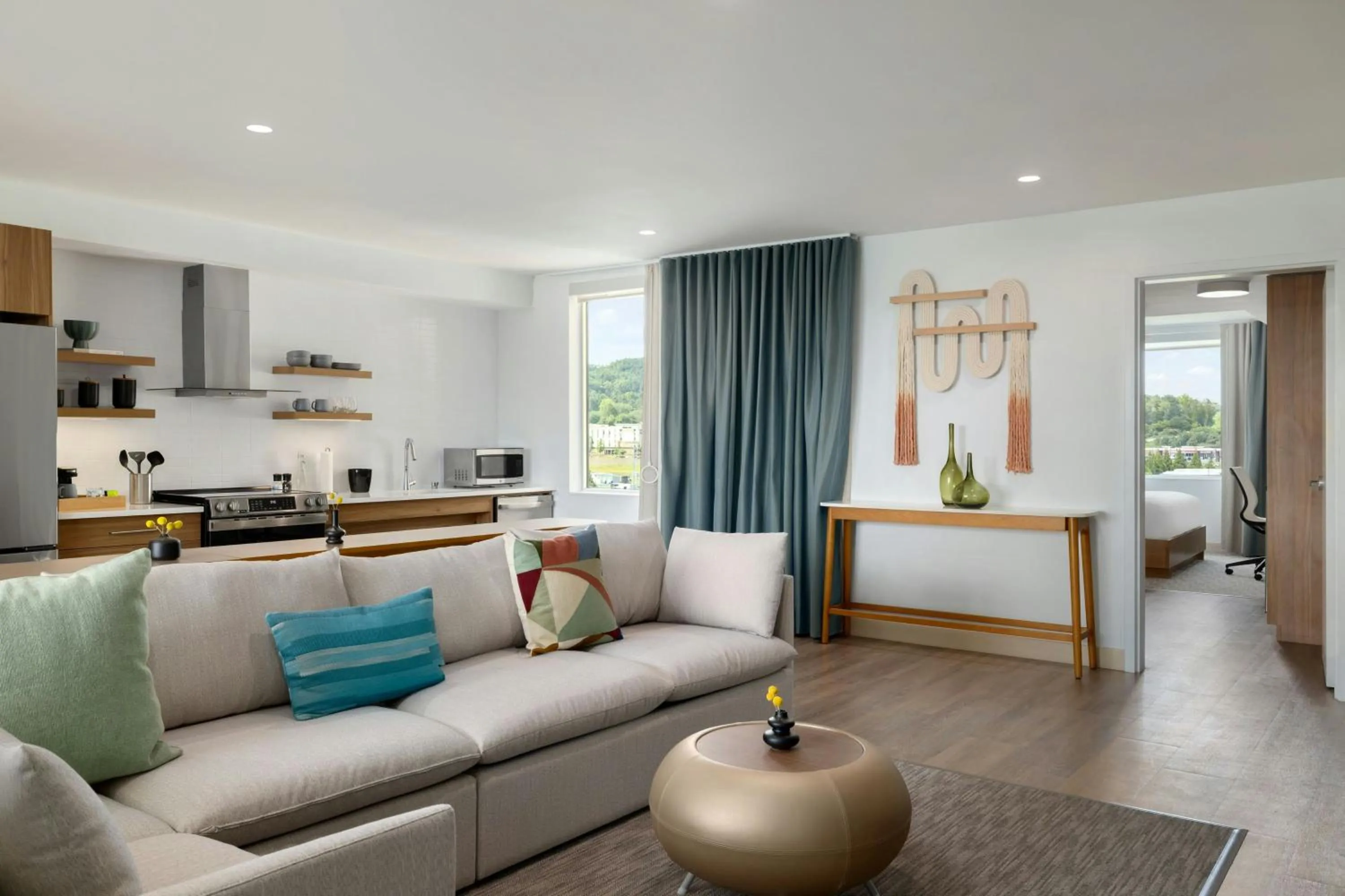 Photo of the whole room in Element Cartersville