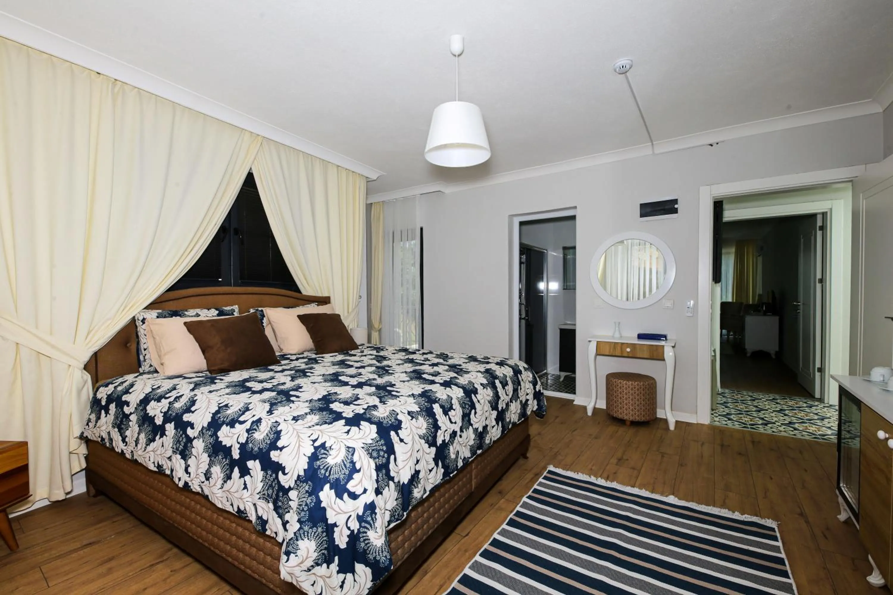 Bedroom, Bed in Dusler Vadisi Kazdaglari