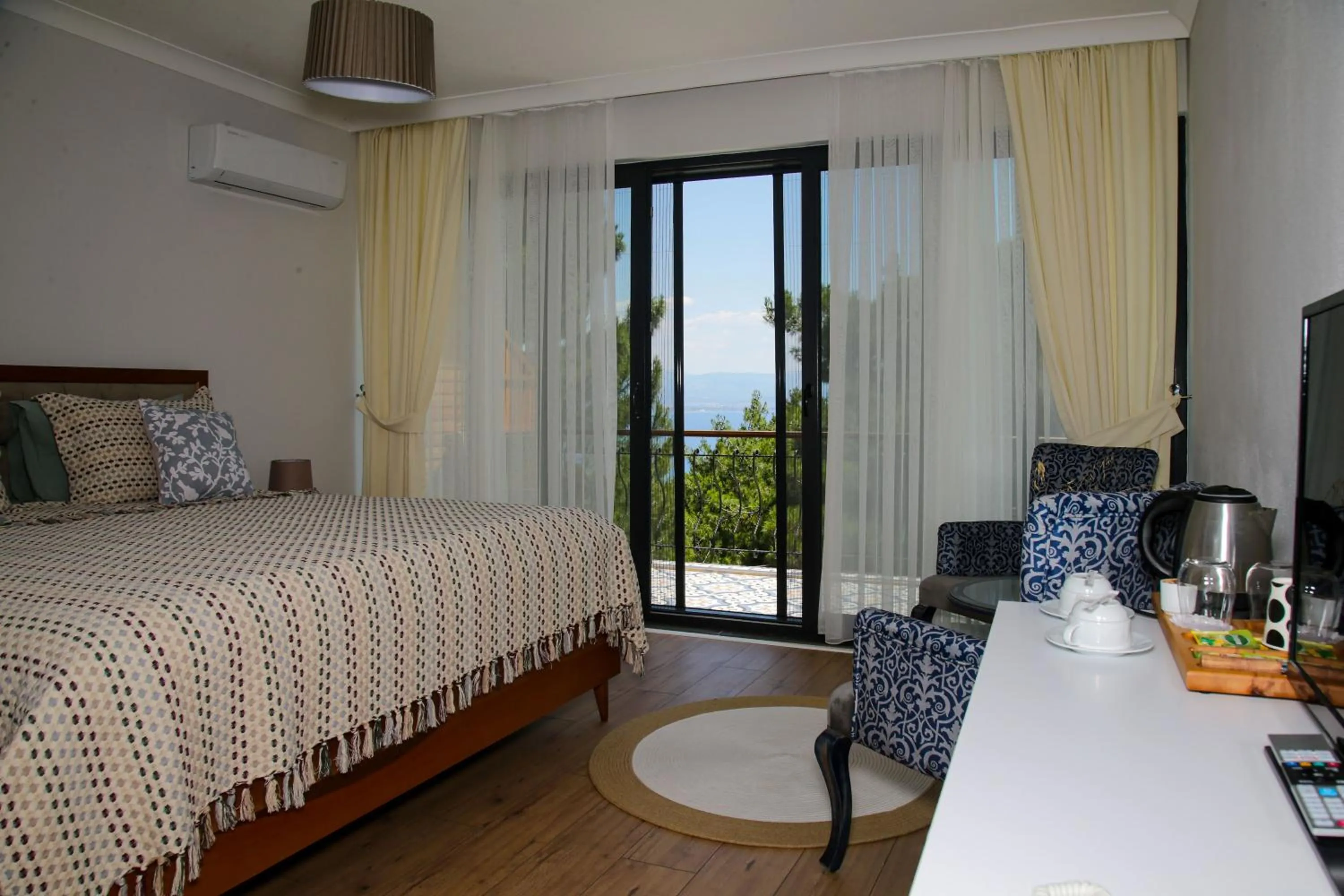 Bedroom, Bed in Dusler Vadisi Kazdaglari