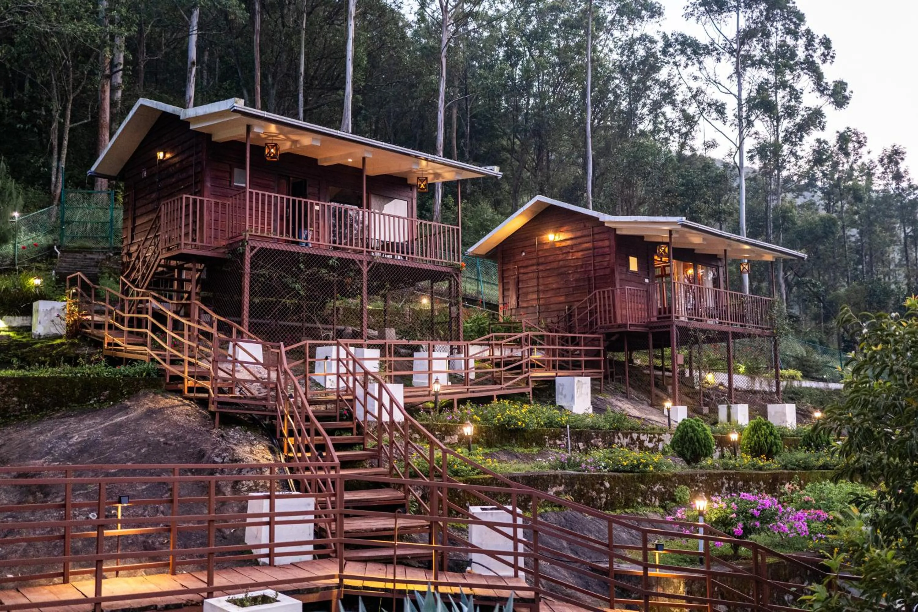 Hilltop Munnar by Fracspace