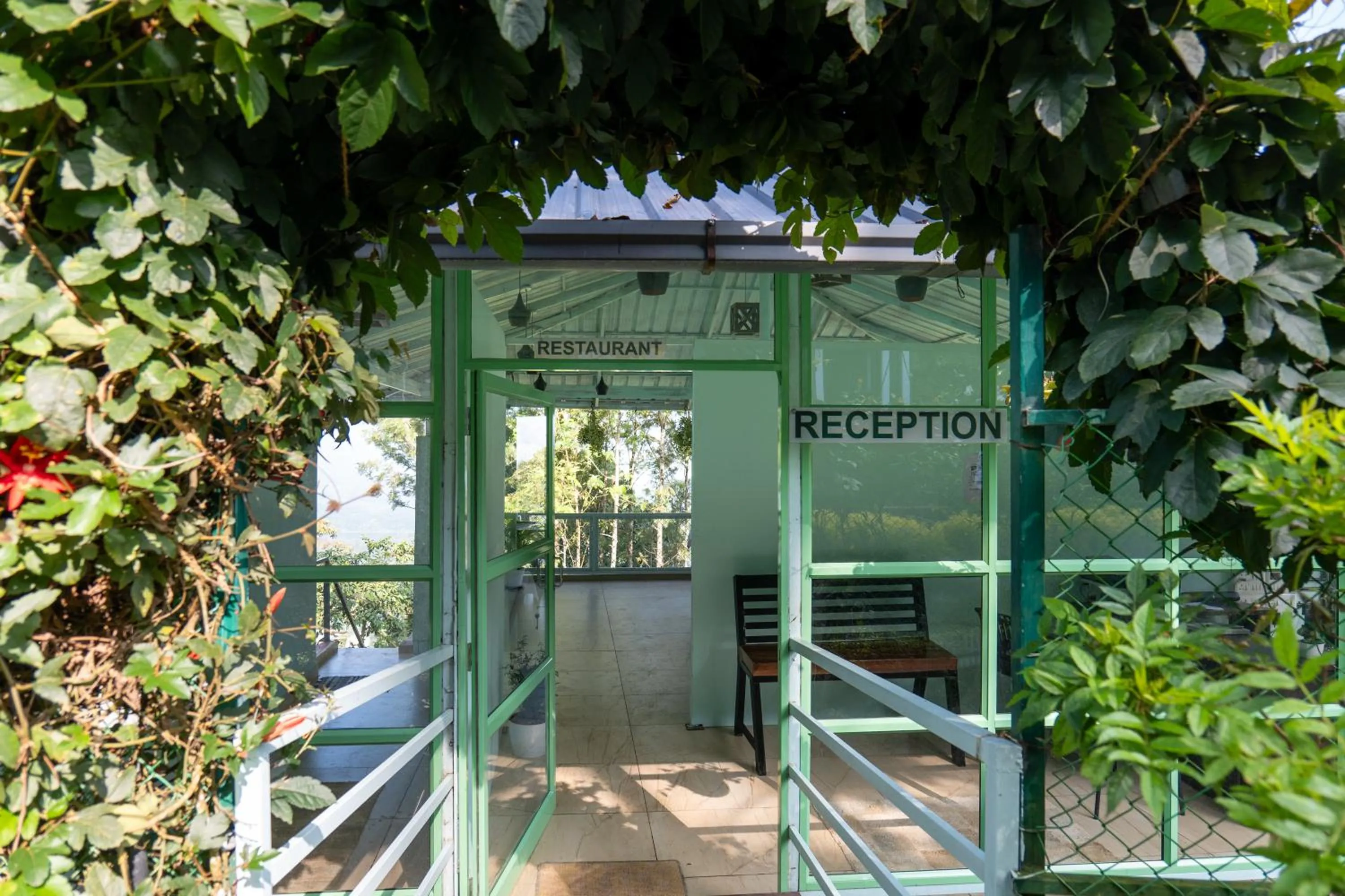 Hilltop Munnar by Fracspace