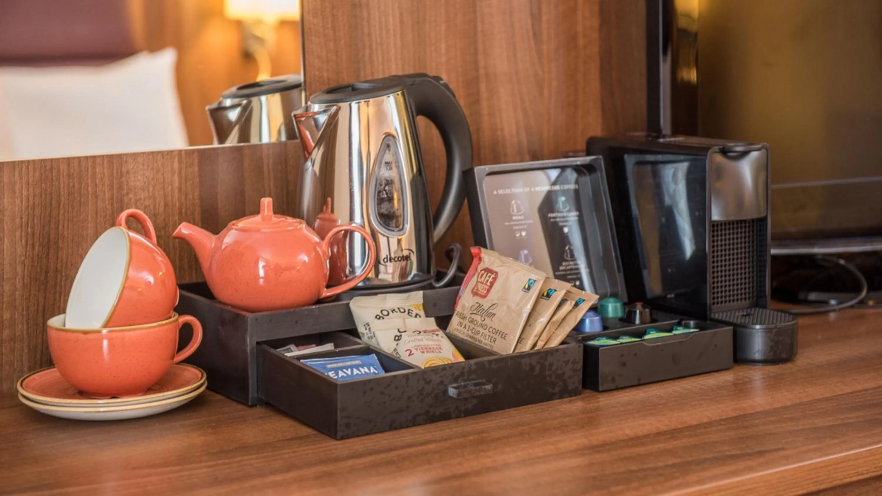 Bed in Holiday Inn Milton Keynes East M1 Junc 14 by IHG