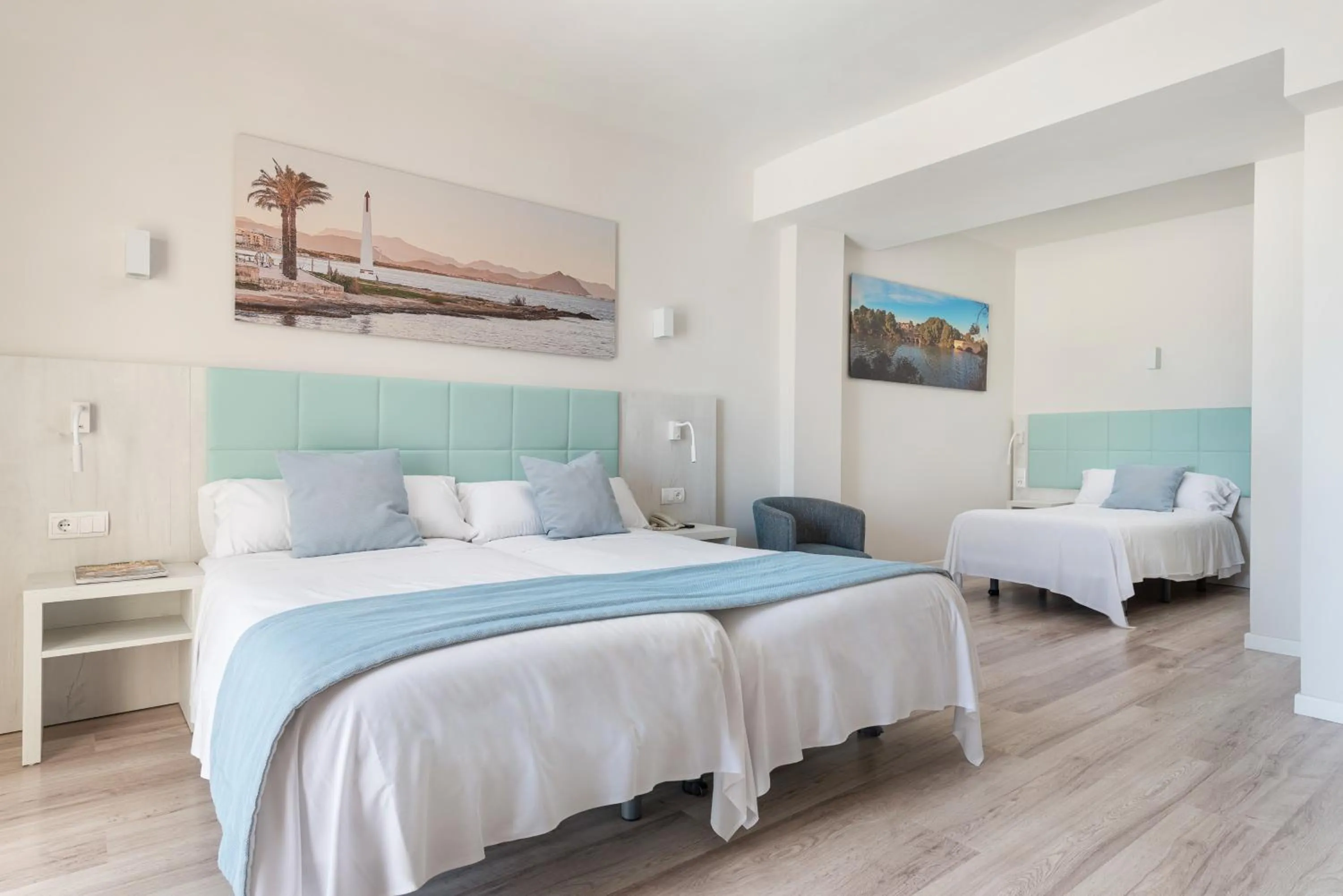 Photo of the whole room, Bed in O7 Nordeste Playa