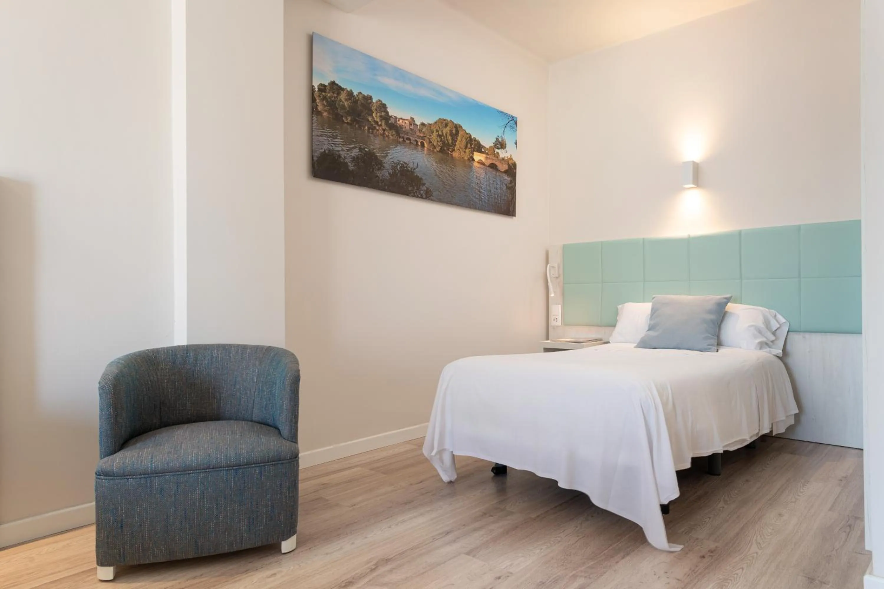 Photo of the whole room, Bed in O7 Nordeste Playa