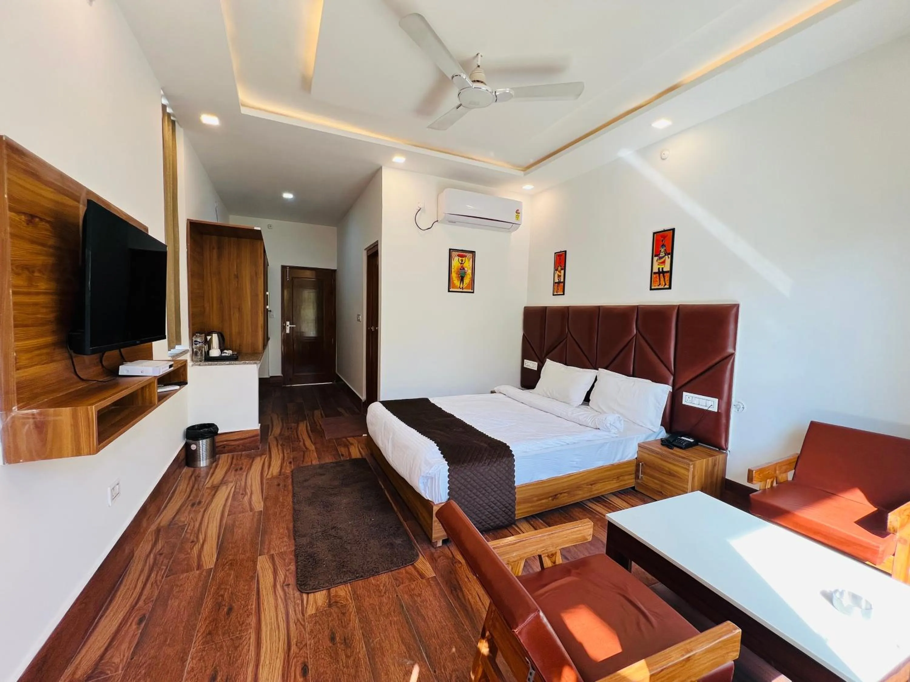 Bedroom, Bed in The Shalam Resort श्रीकृष्ण शरणं मम