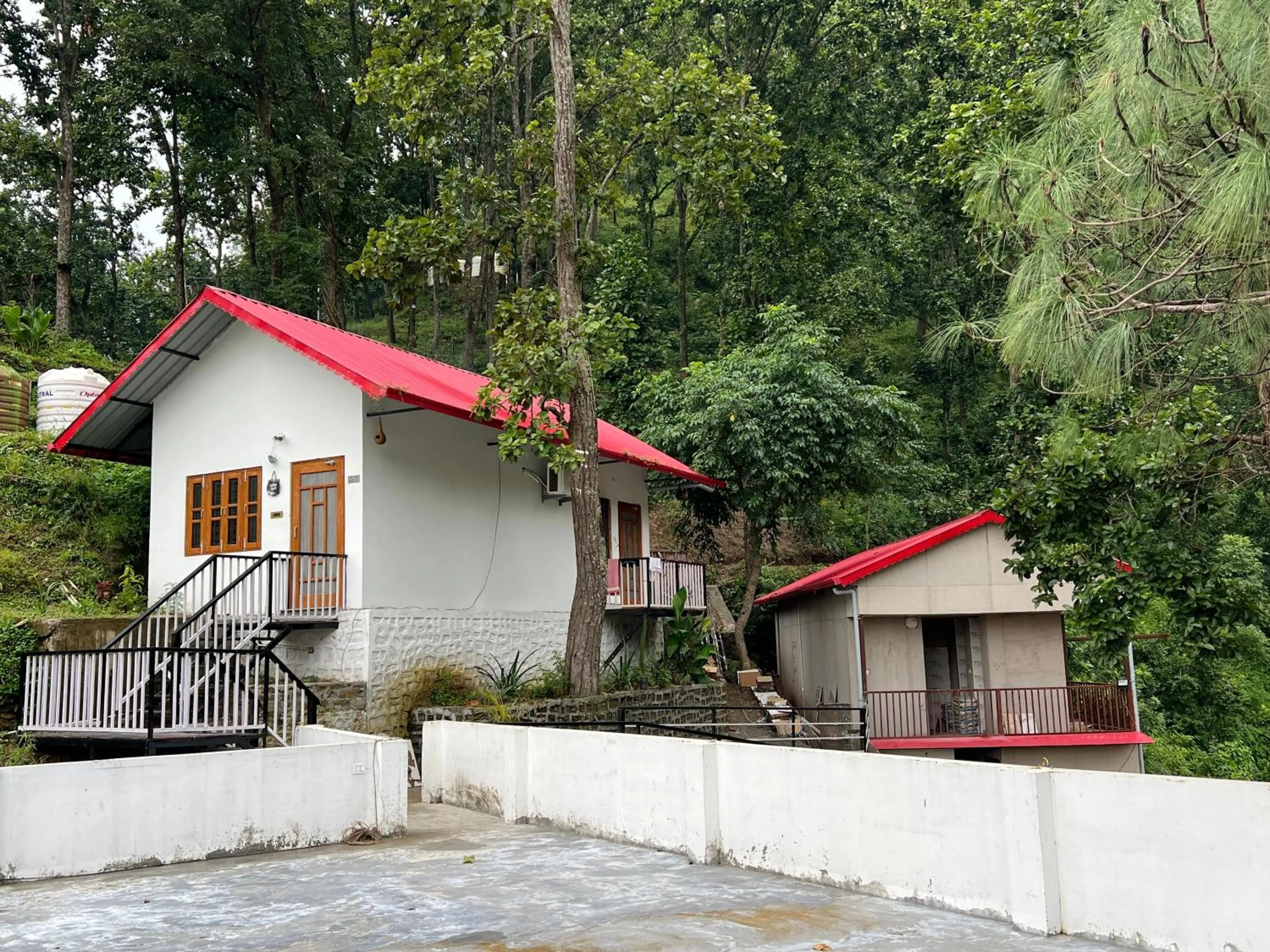 Property building in The Shalam Resort श्रीकृष्ण शरणं मम