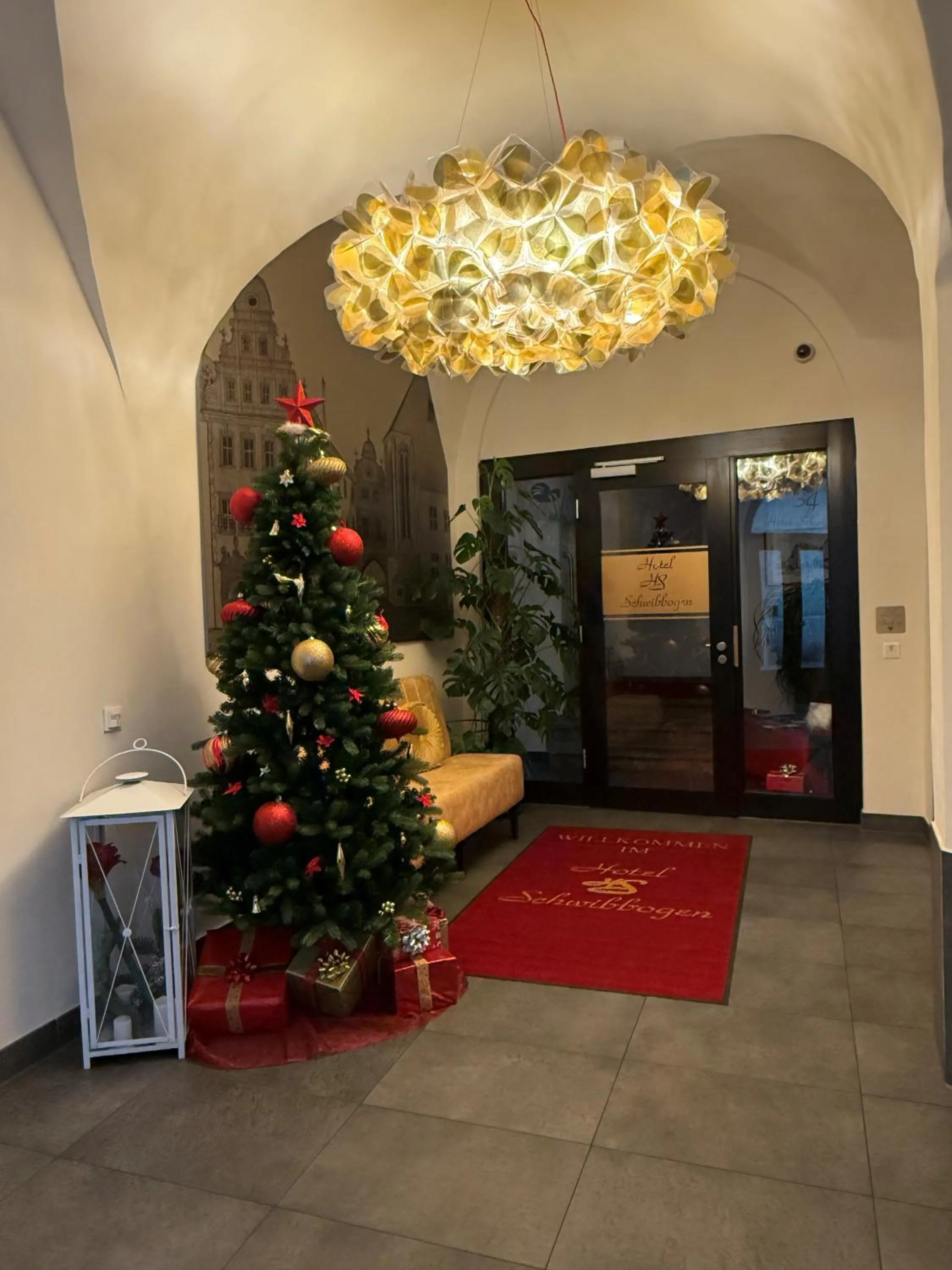 Lobby or reception in Hotel Schwibbogen Altstadt & Apartments