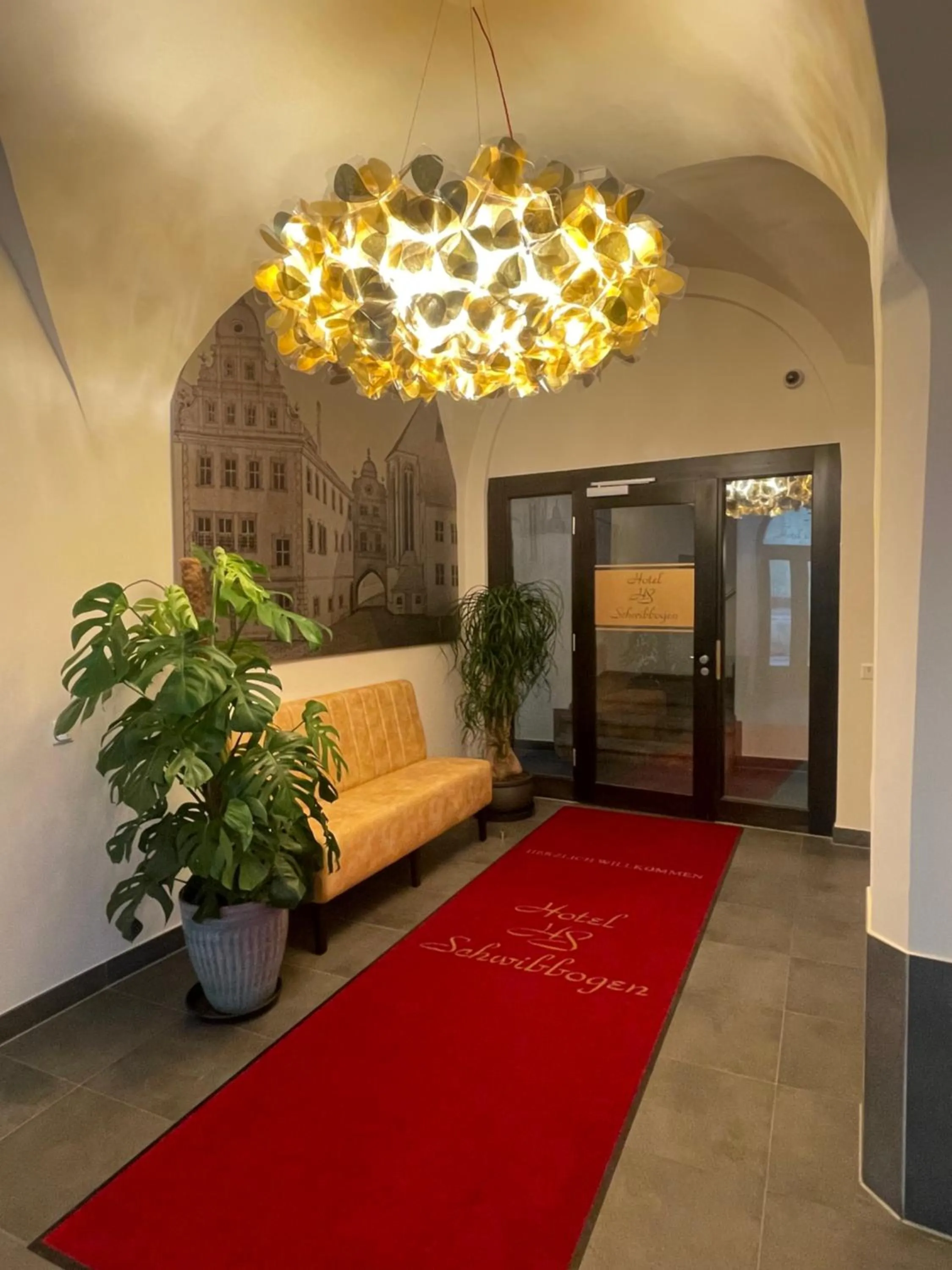 Lobby or reception in Hotel Schwibbogen Altstadt & Apartments