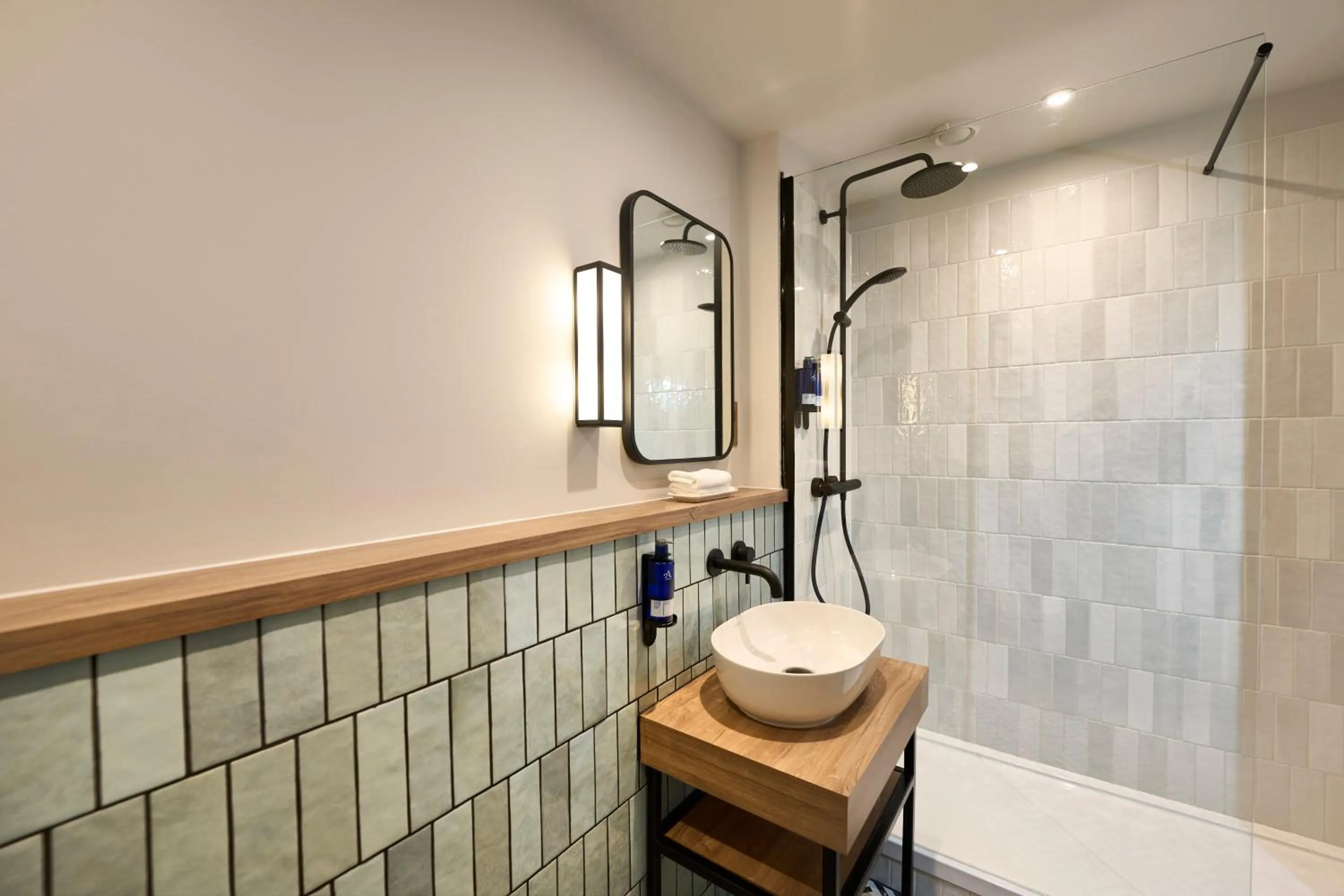 Shower in Royal Marine Hotel, by Highland Coast Hotels