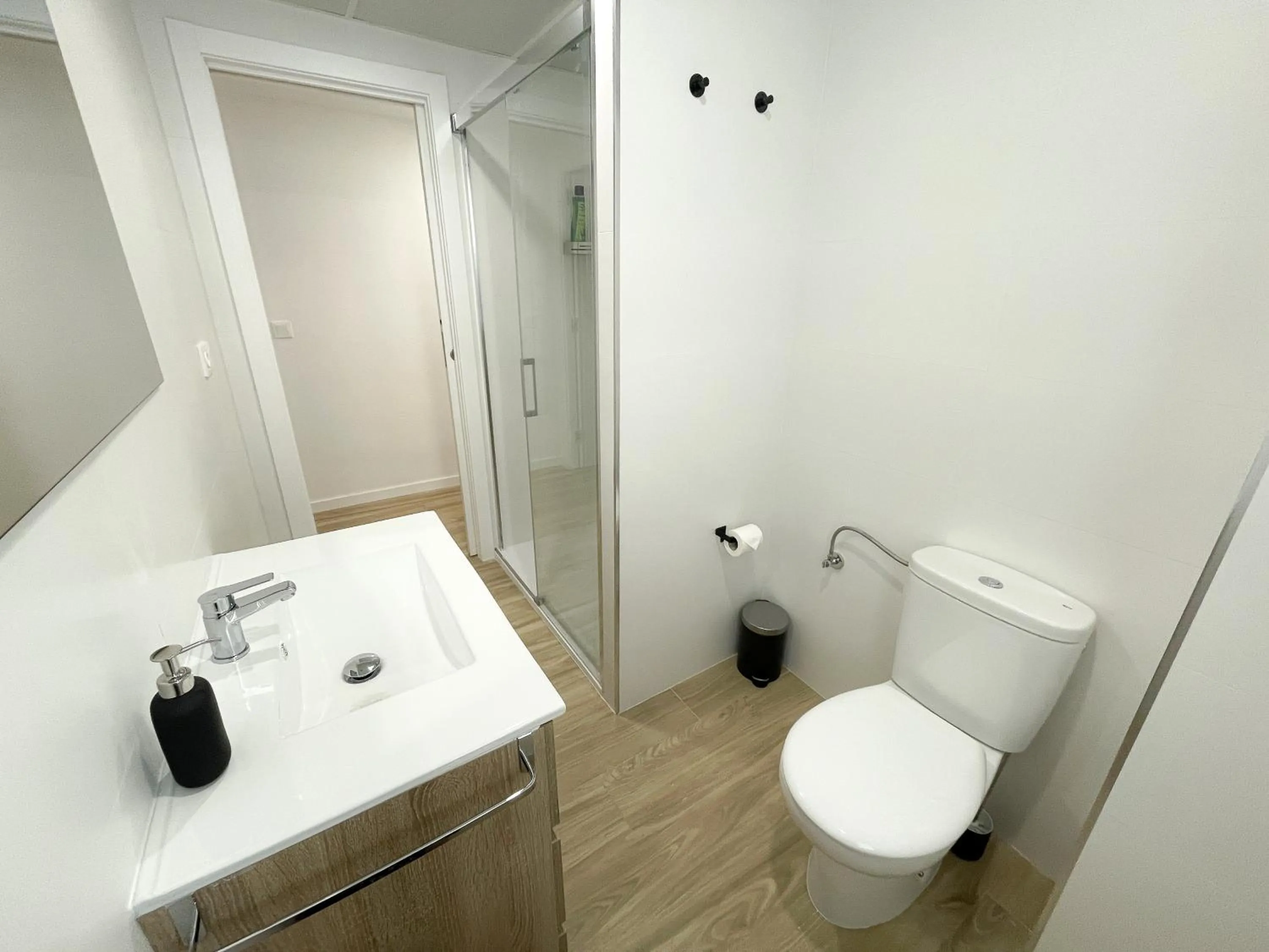 Toilet in Apartamentos Zaragoza Gran Vía 3000