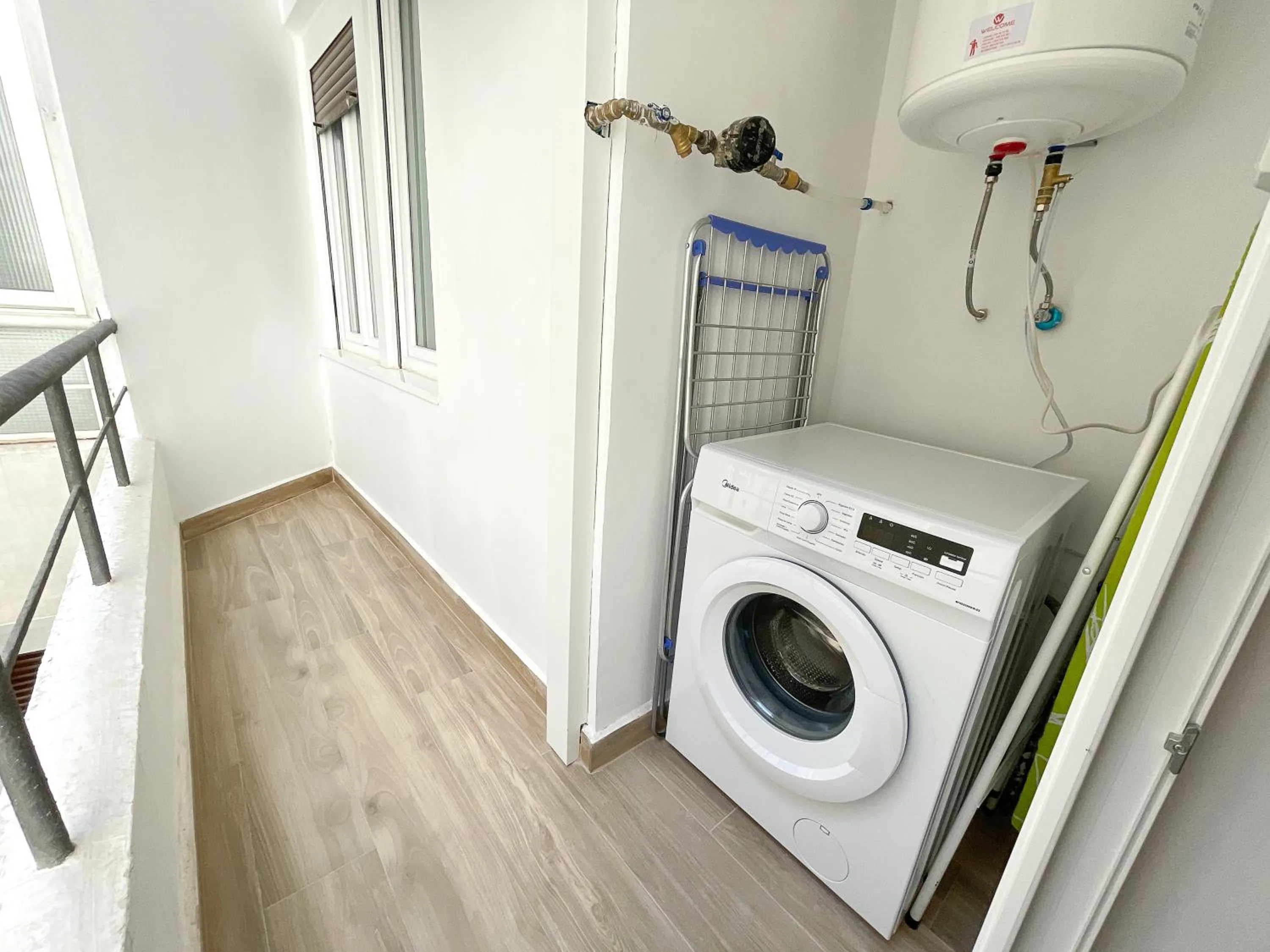 Kitchen or kitchenette in Apartamentos Zaragoza Gran Vía 3000