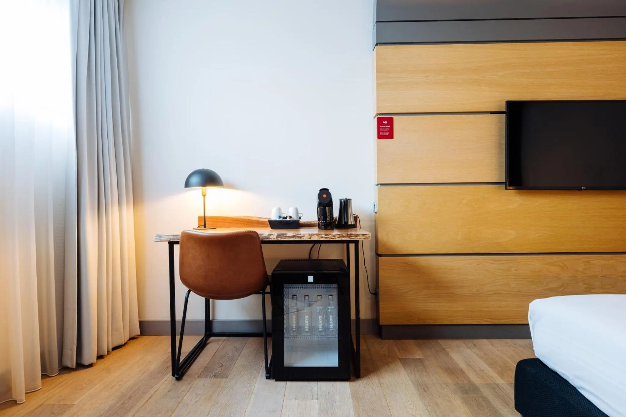 Bedroom, Bed in Leonardo Hotel Almere City Center